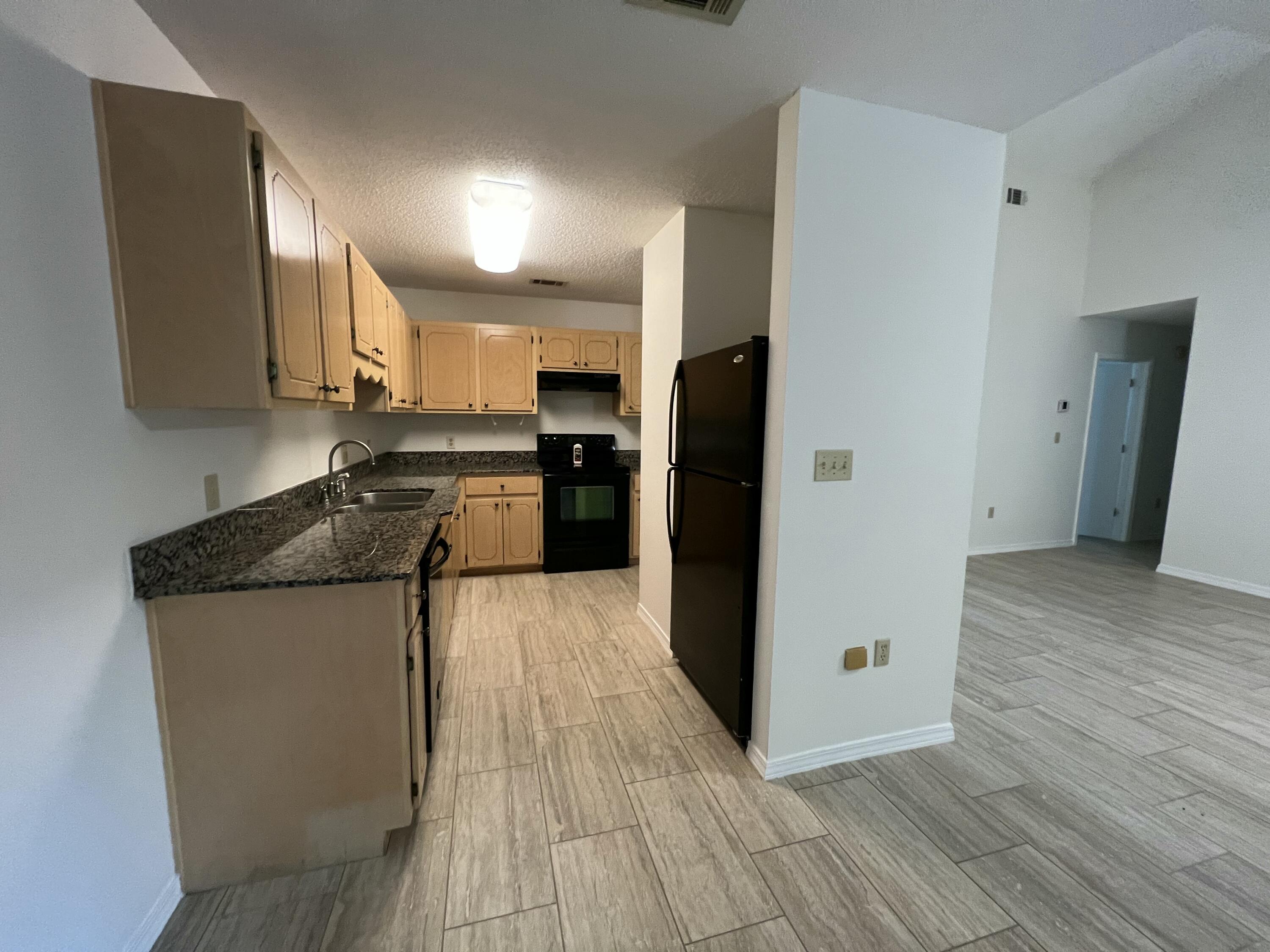 OLDE CYPRESS VILLAGE - Residential Lease