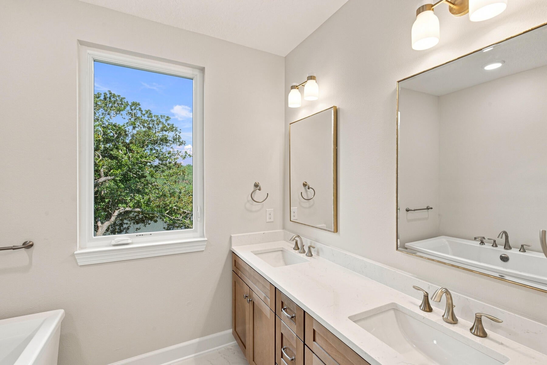 Cinco Trace - Residential