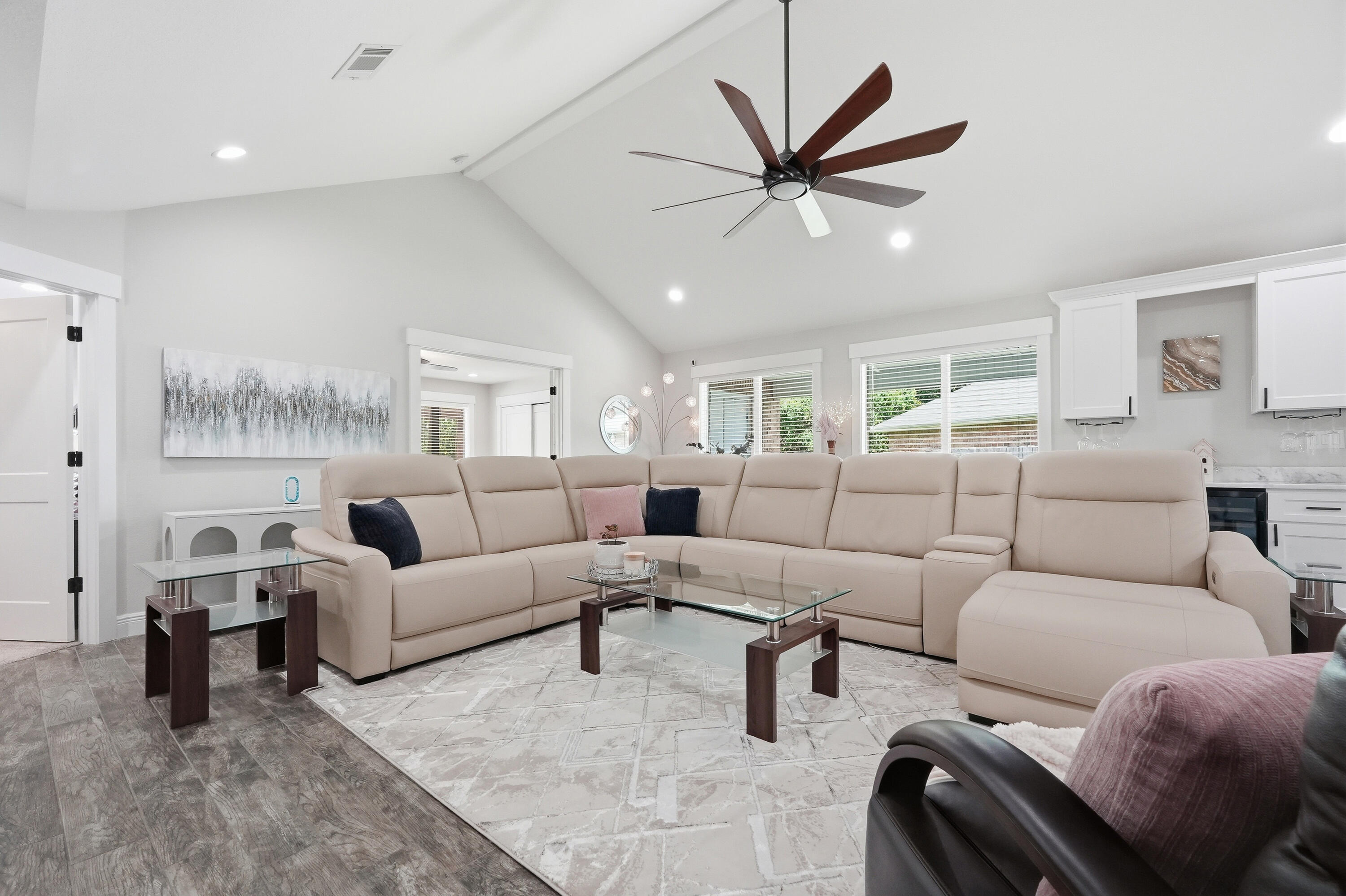 INDIAN WOODS - Residential