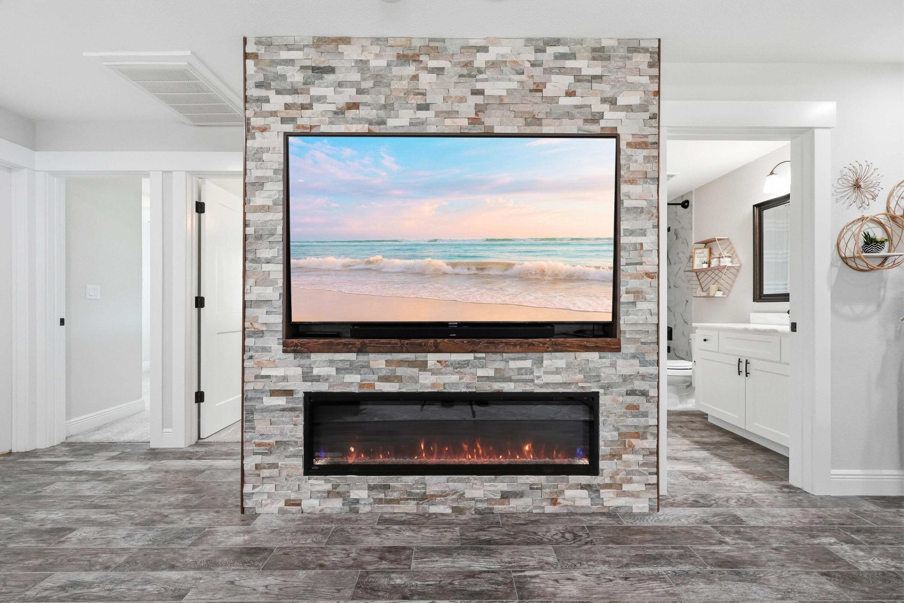 INDIAN WOODS - Residential