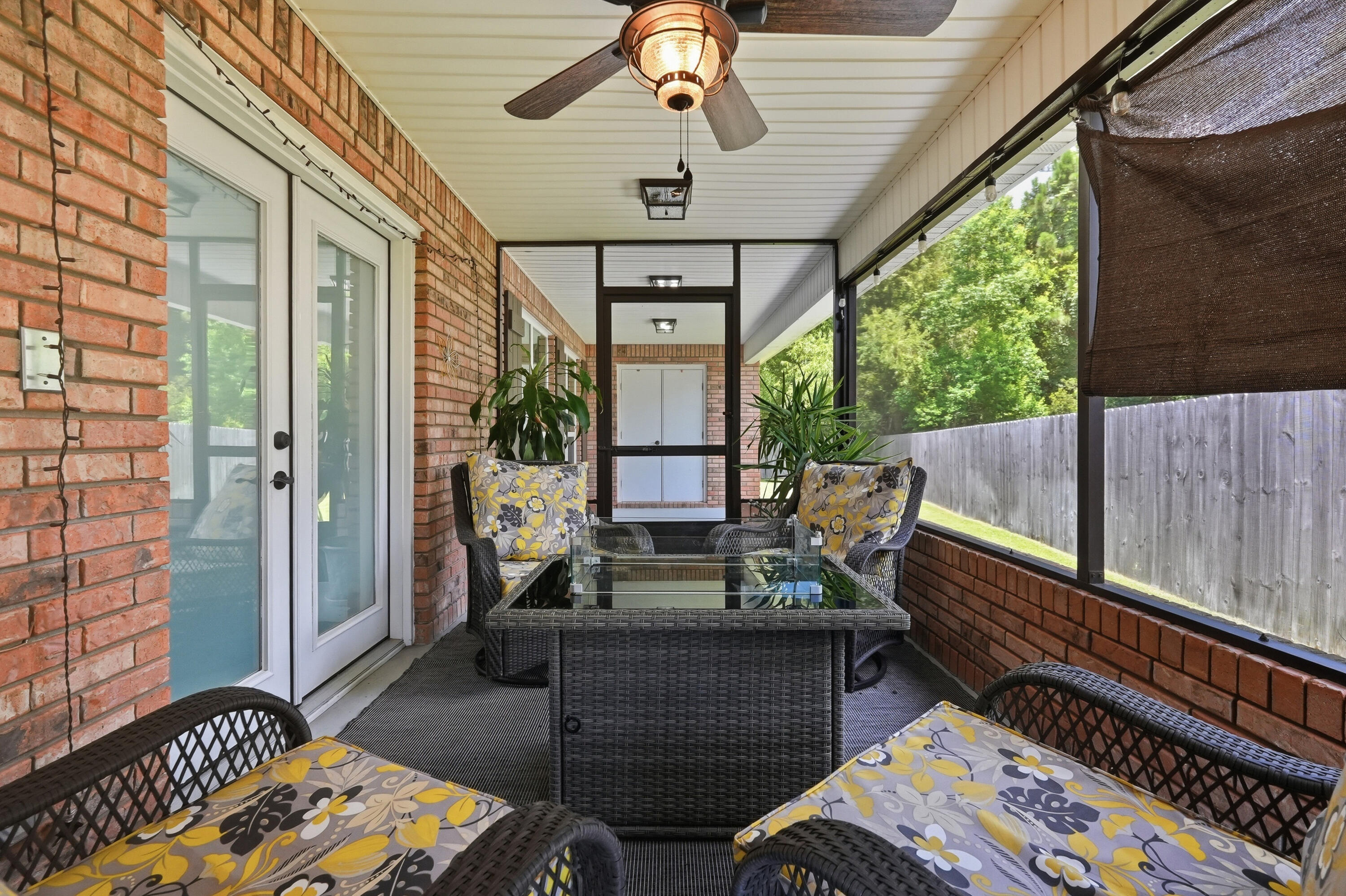 INDIAN WOODS - Residential