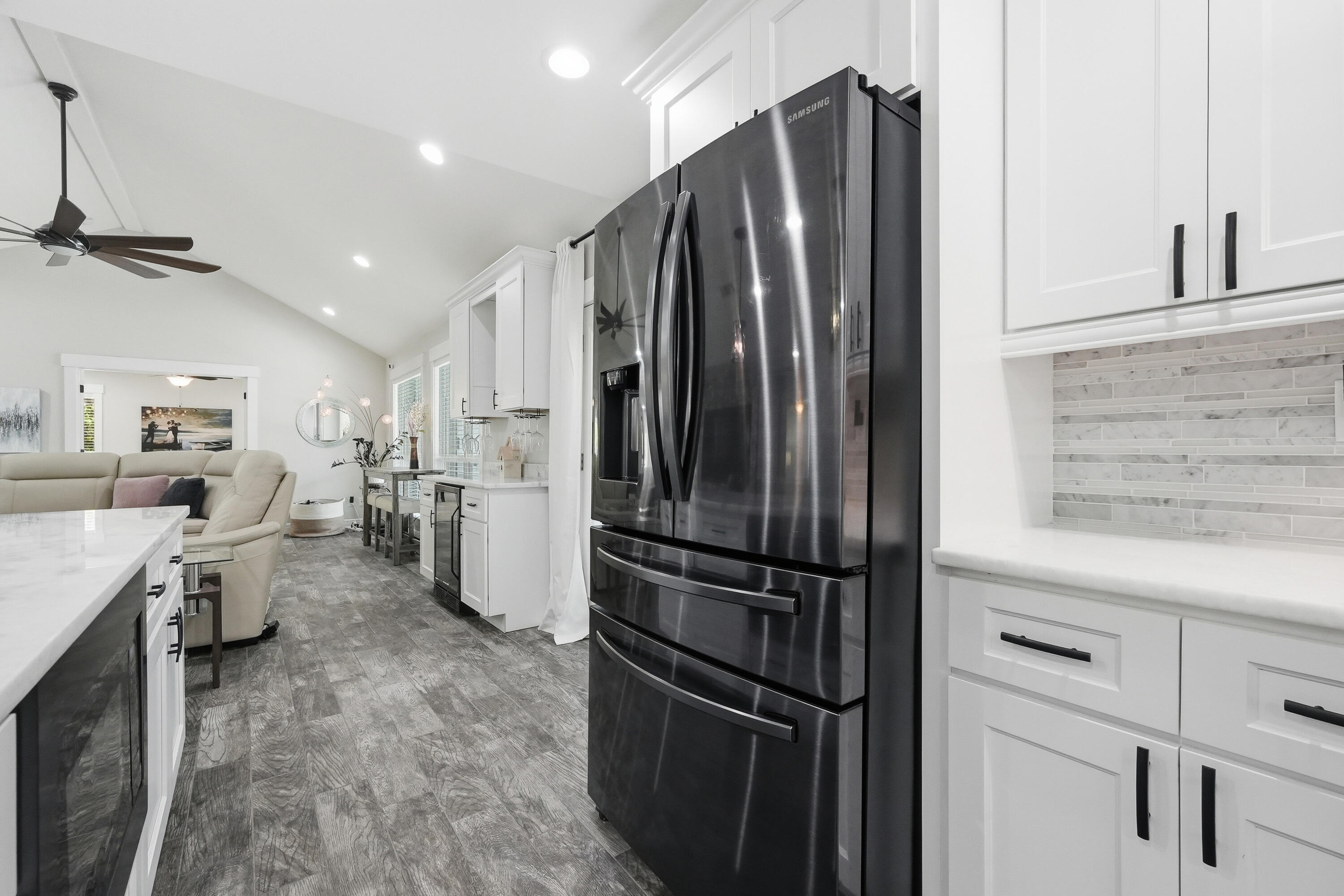 INDIAN WOODS - Residential