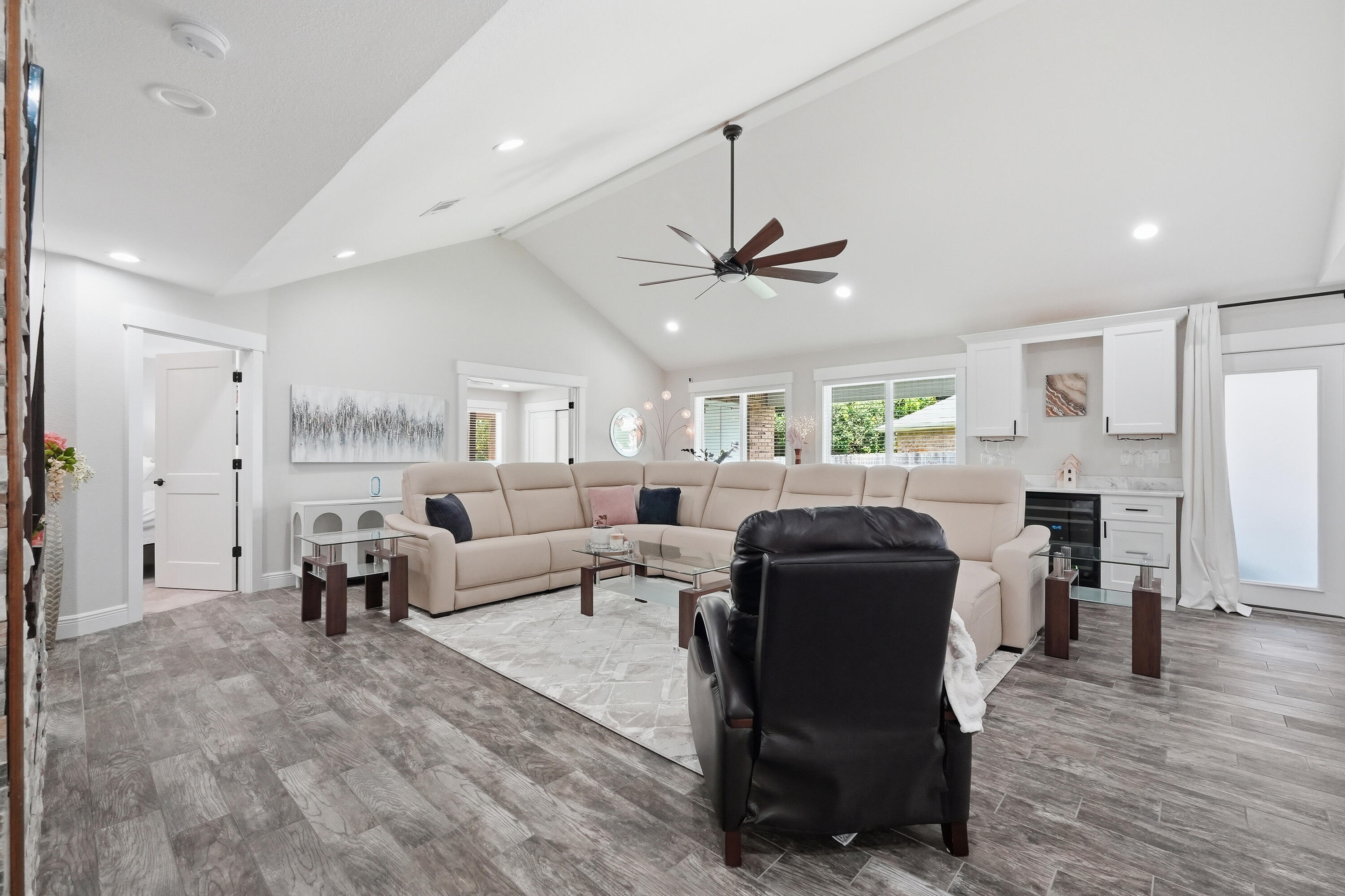 INDIAN WOODS - Residential