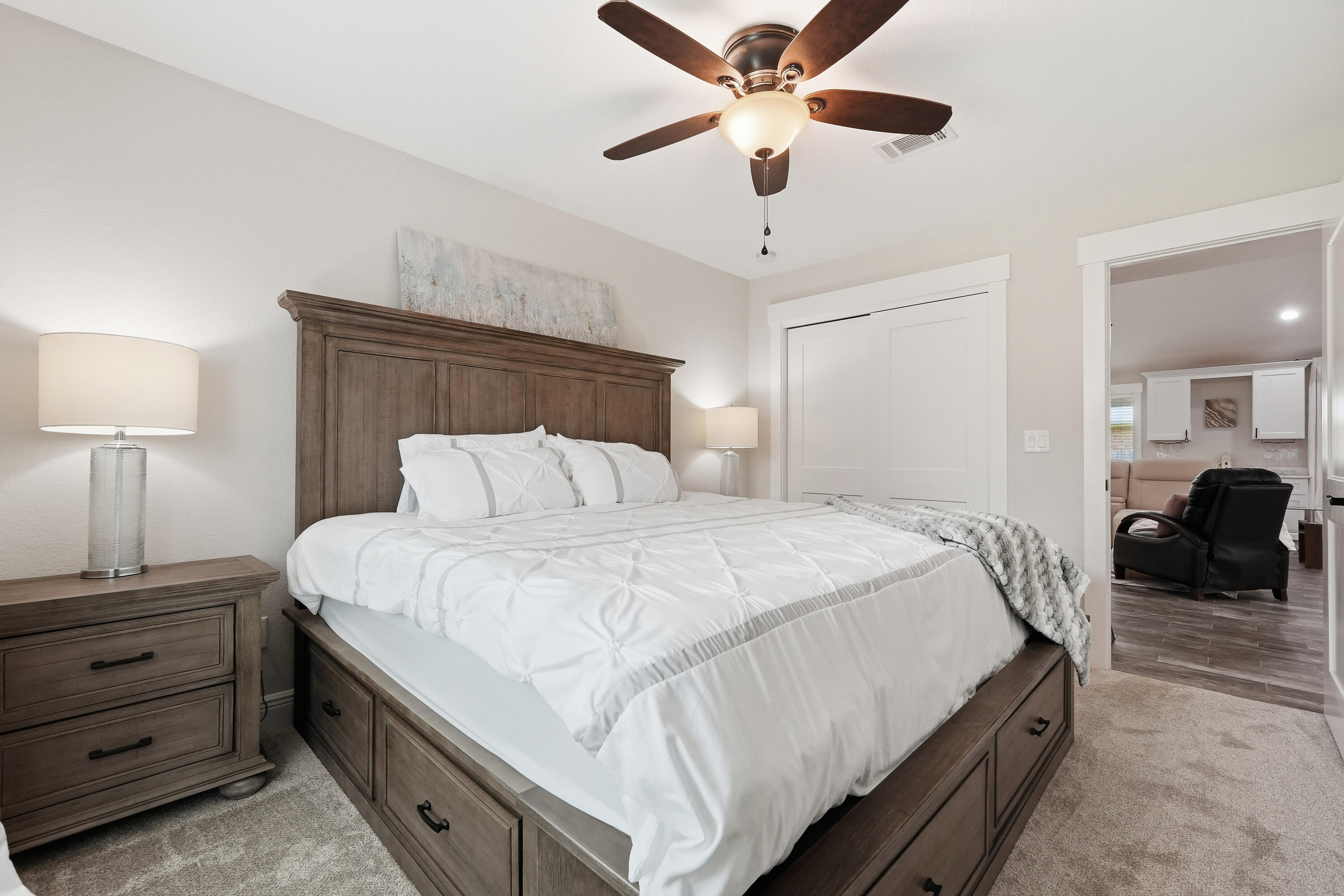 INDIAN WOODS - Residential