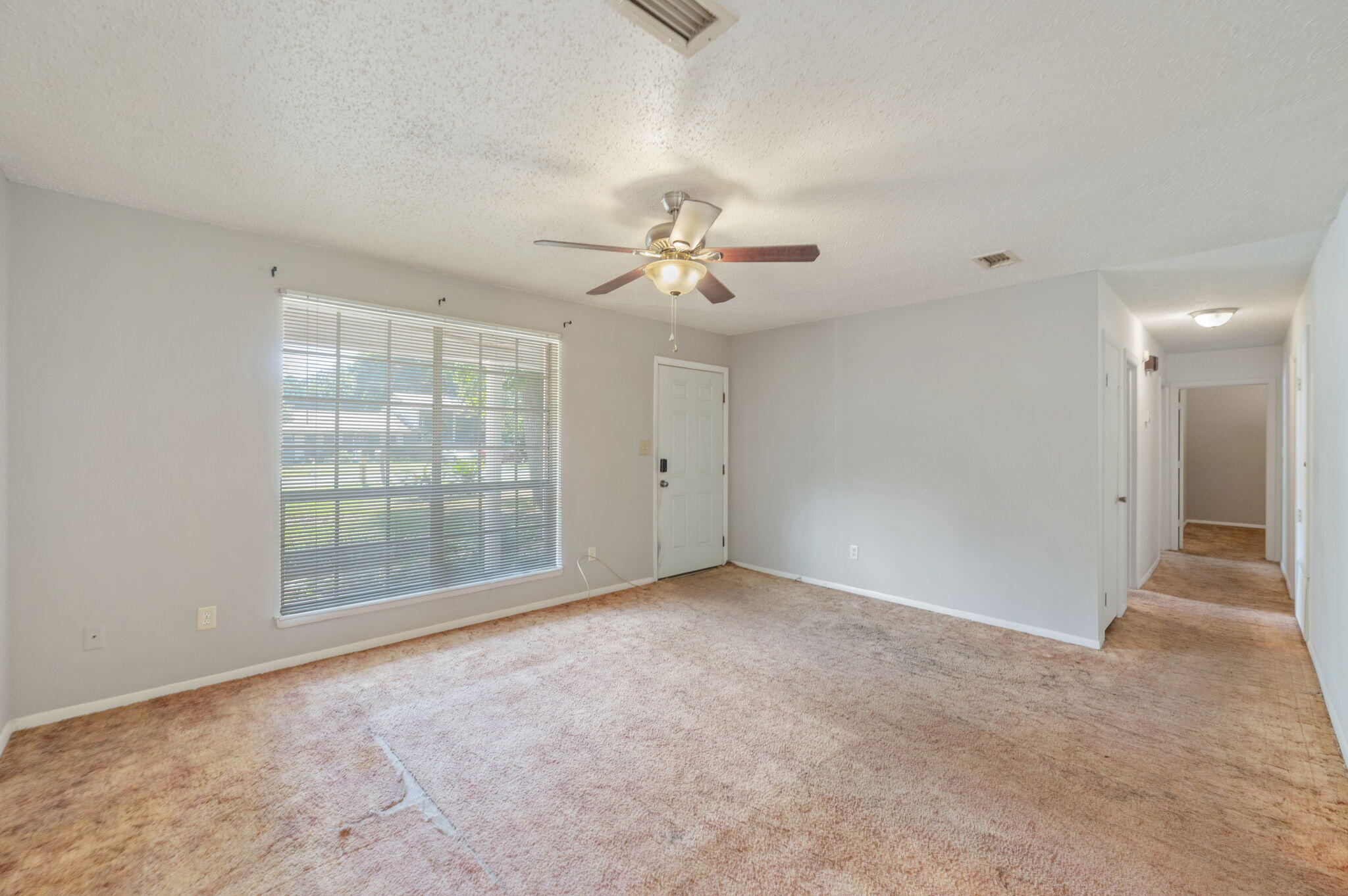 NO RECORDED SUBDIVISION - Residential
