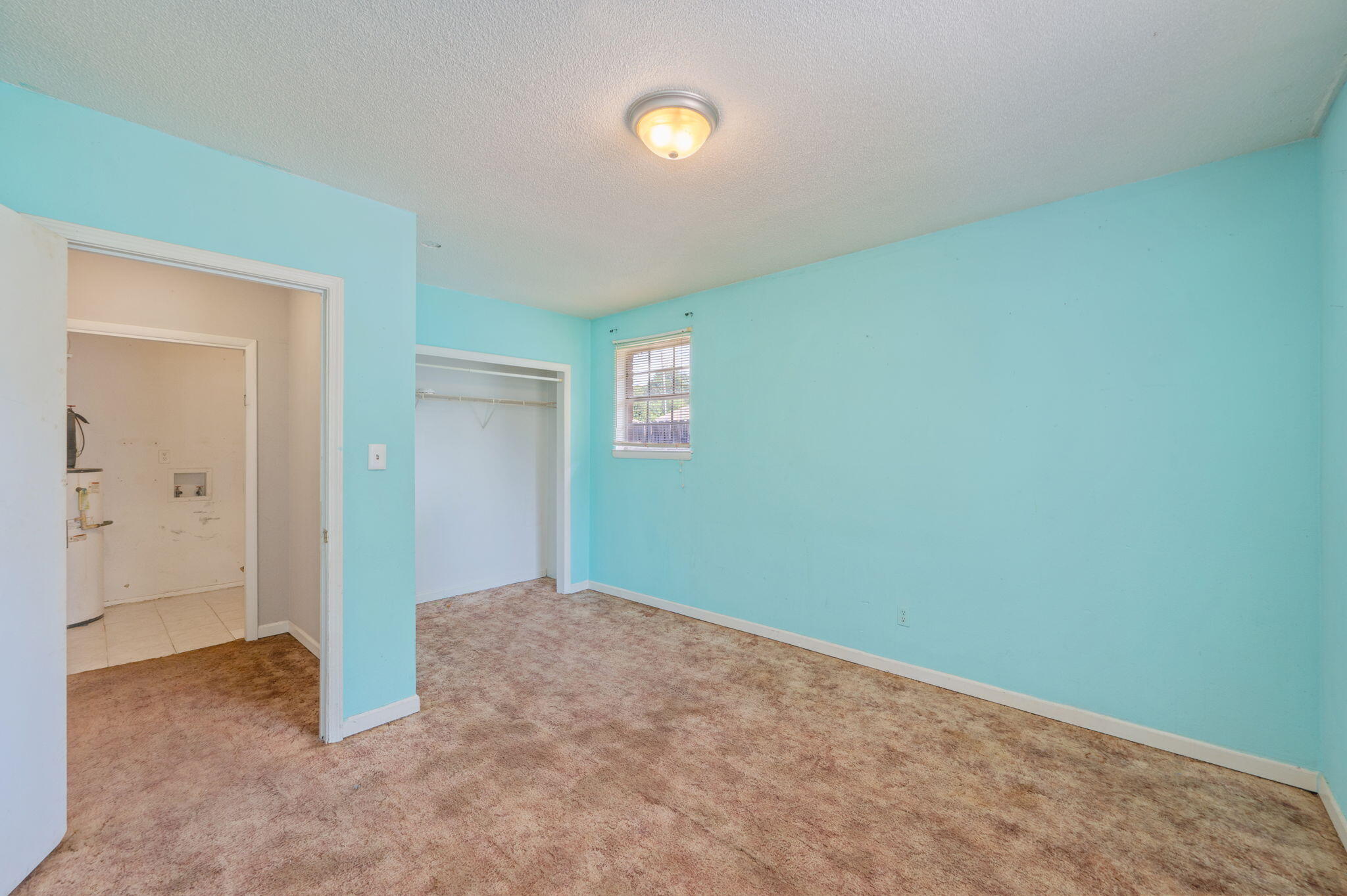 NO RECORDED SUBDIVISION - Residential