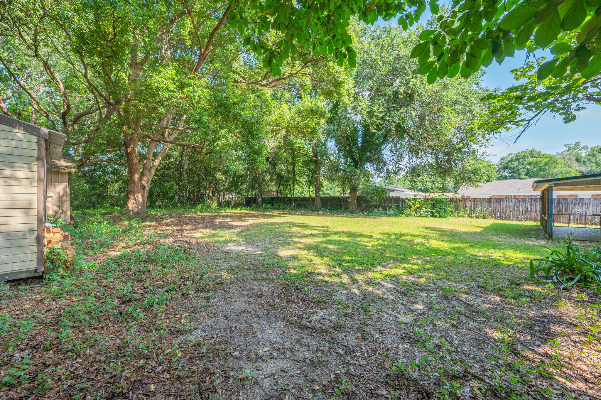 NO RECORDED SUBDIVISION - Residential