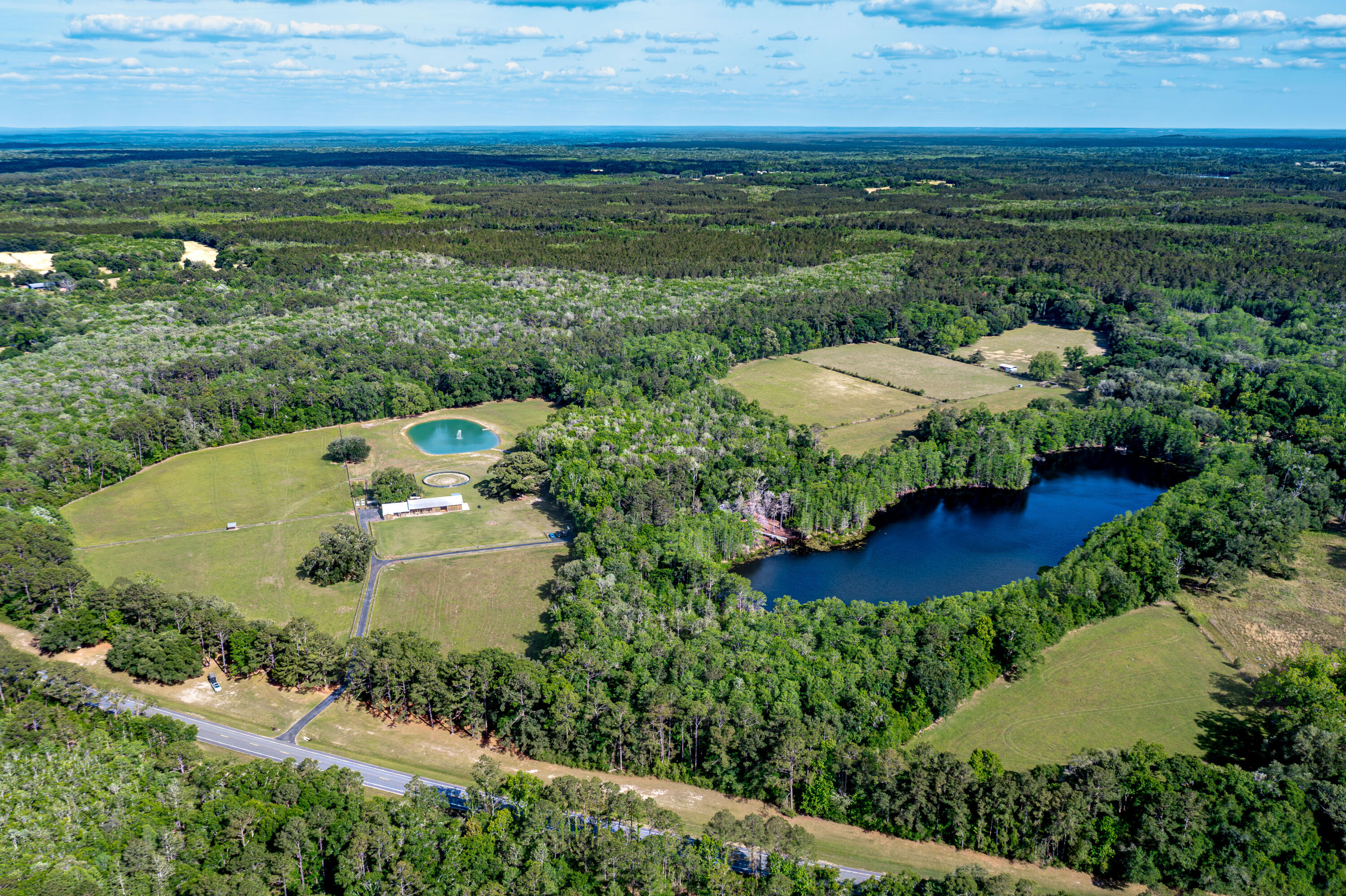 NO RECORDED SUBDIVISION - Residential