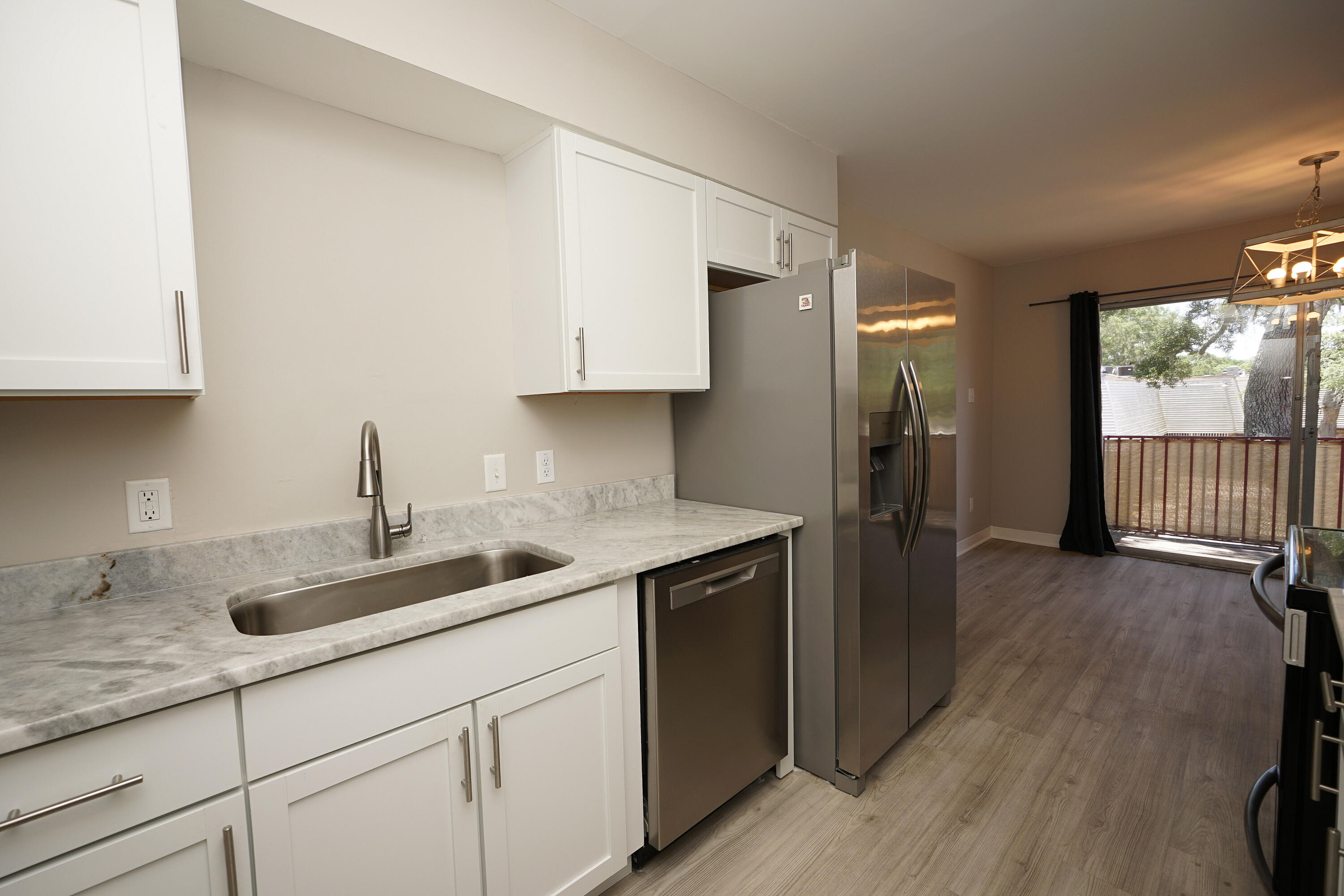 PIER ONE - Residential