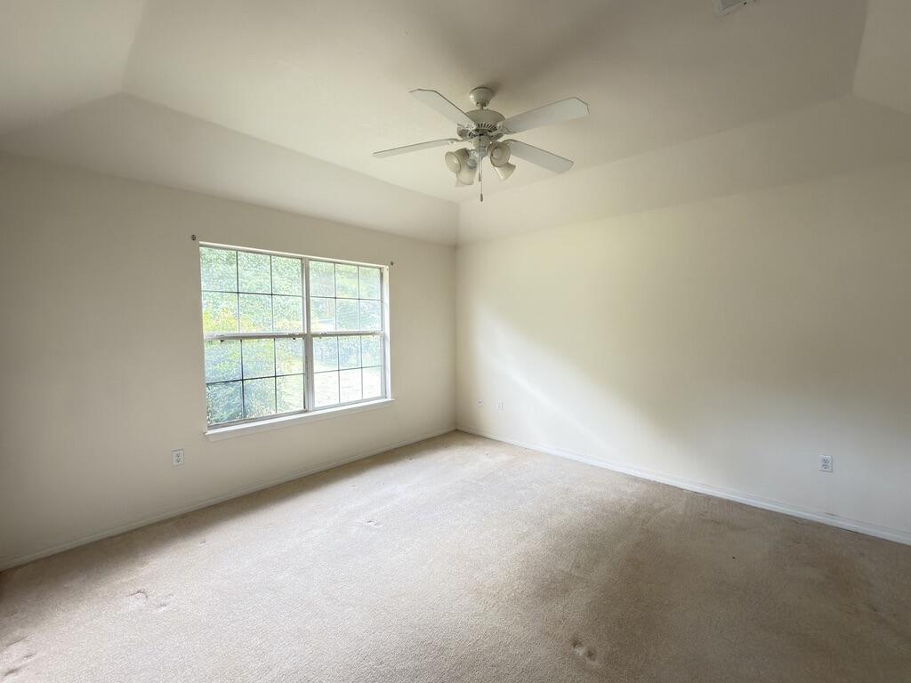 EMERALD LAKES PH 3 - Residential