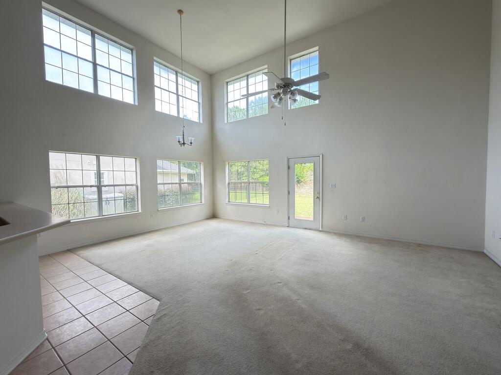 EMERALD LAKES PH 3 - Residential