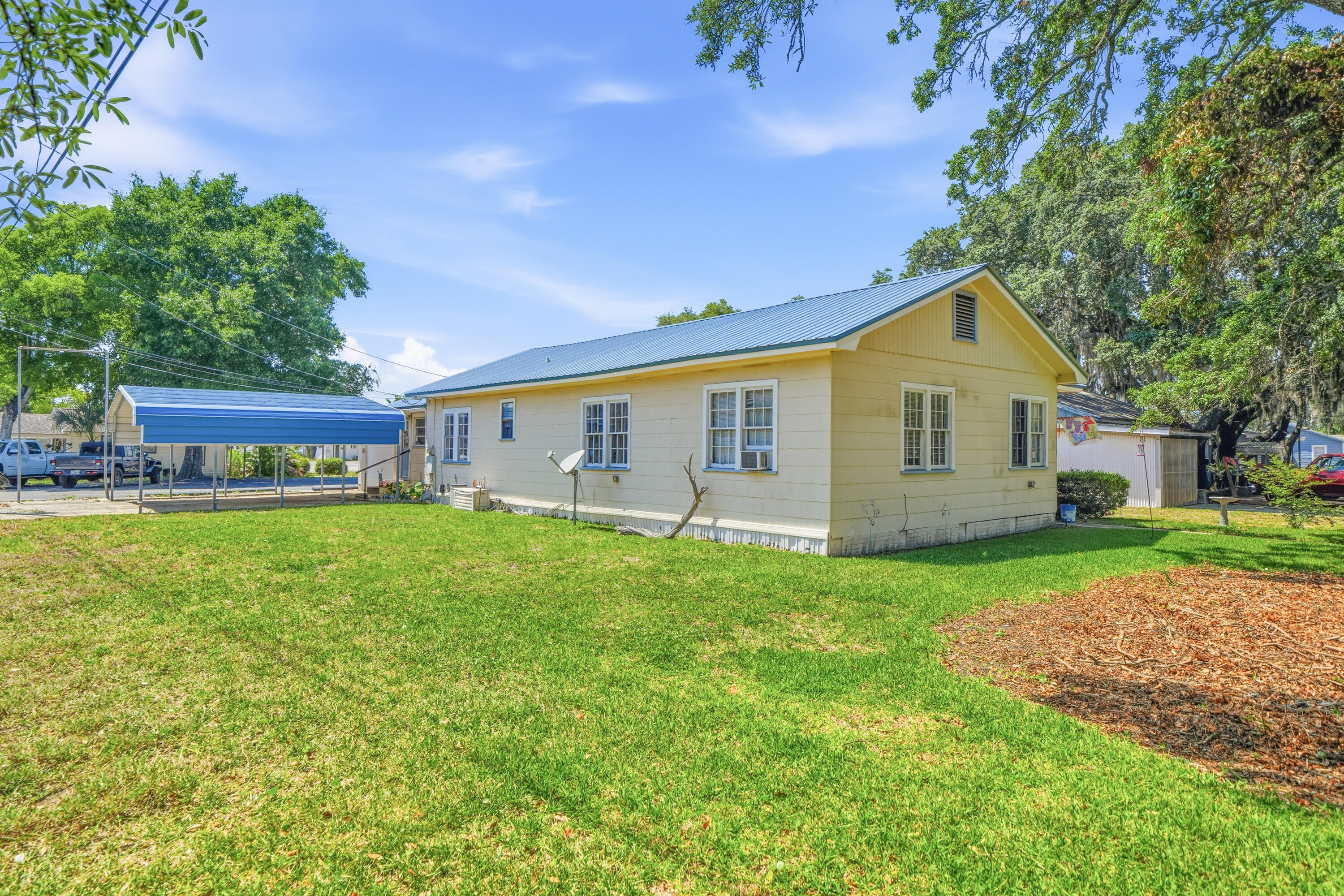 CINCO BAYOU - Residential