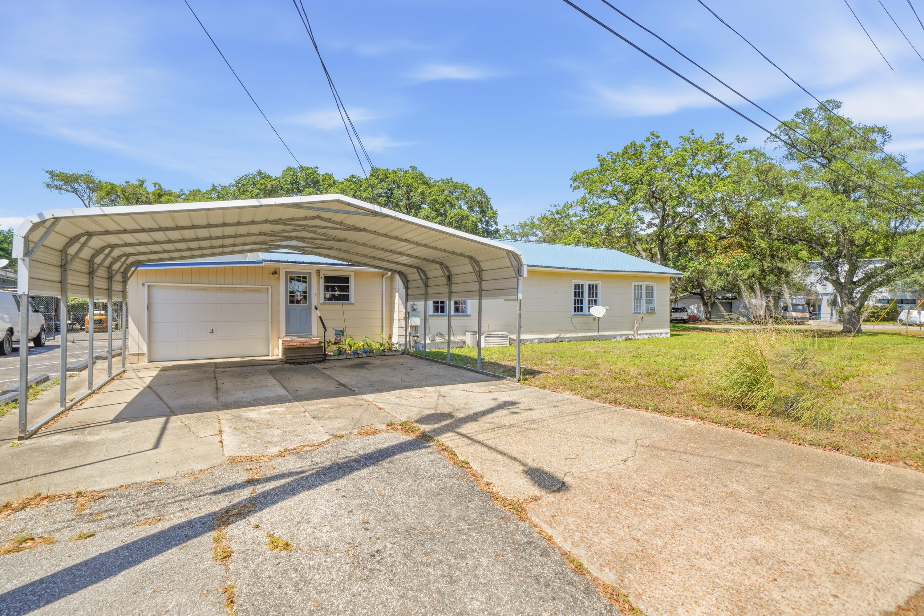 CINCO BAYOU - Residential