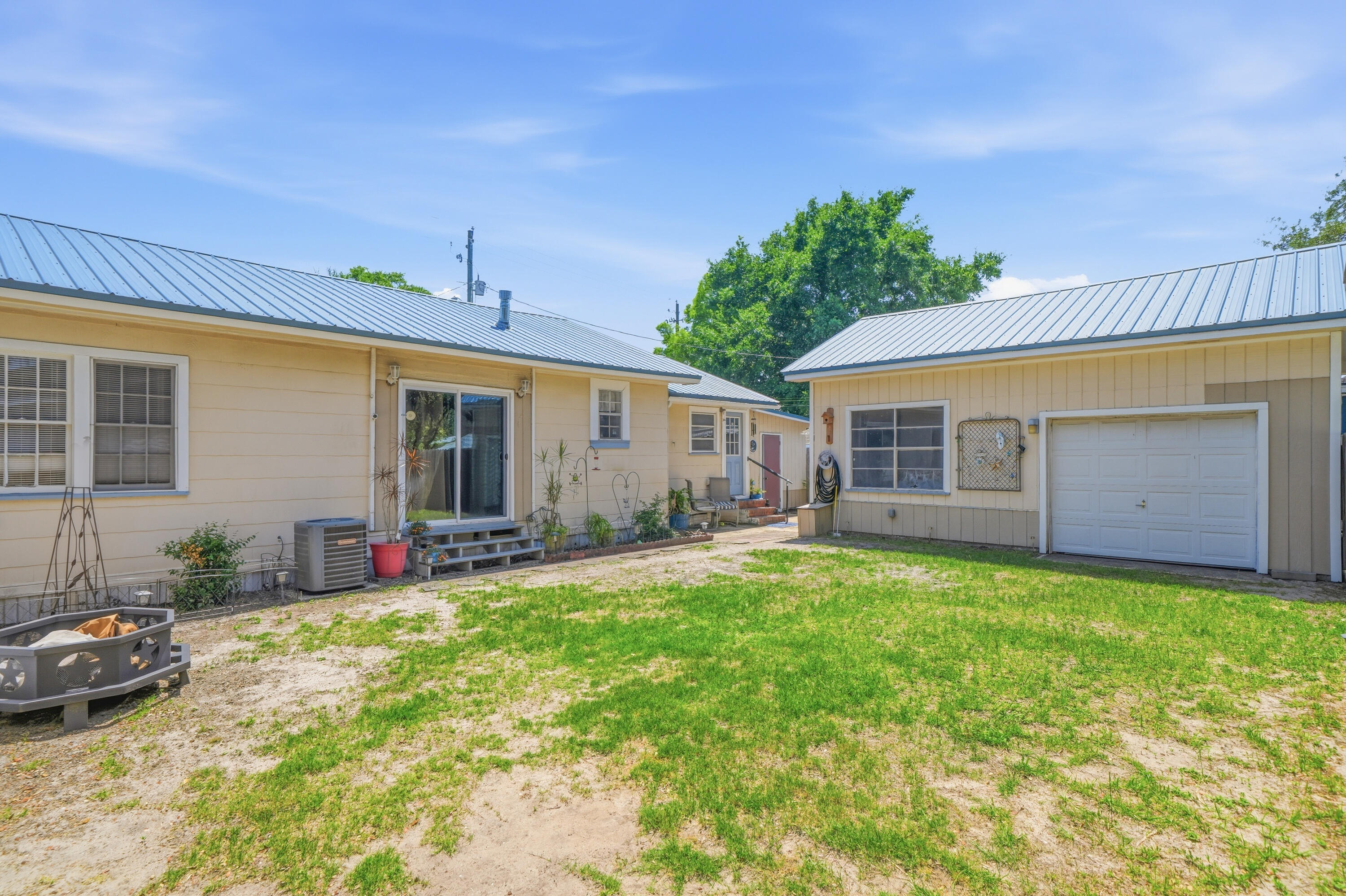 CINCO BAYOU - Residential