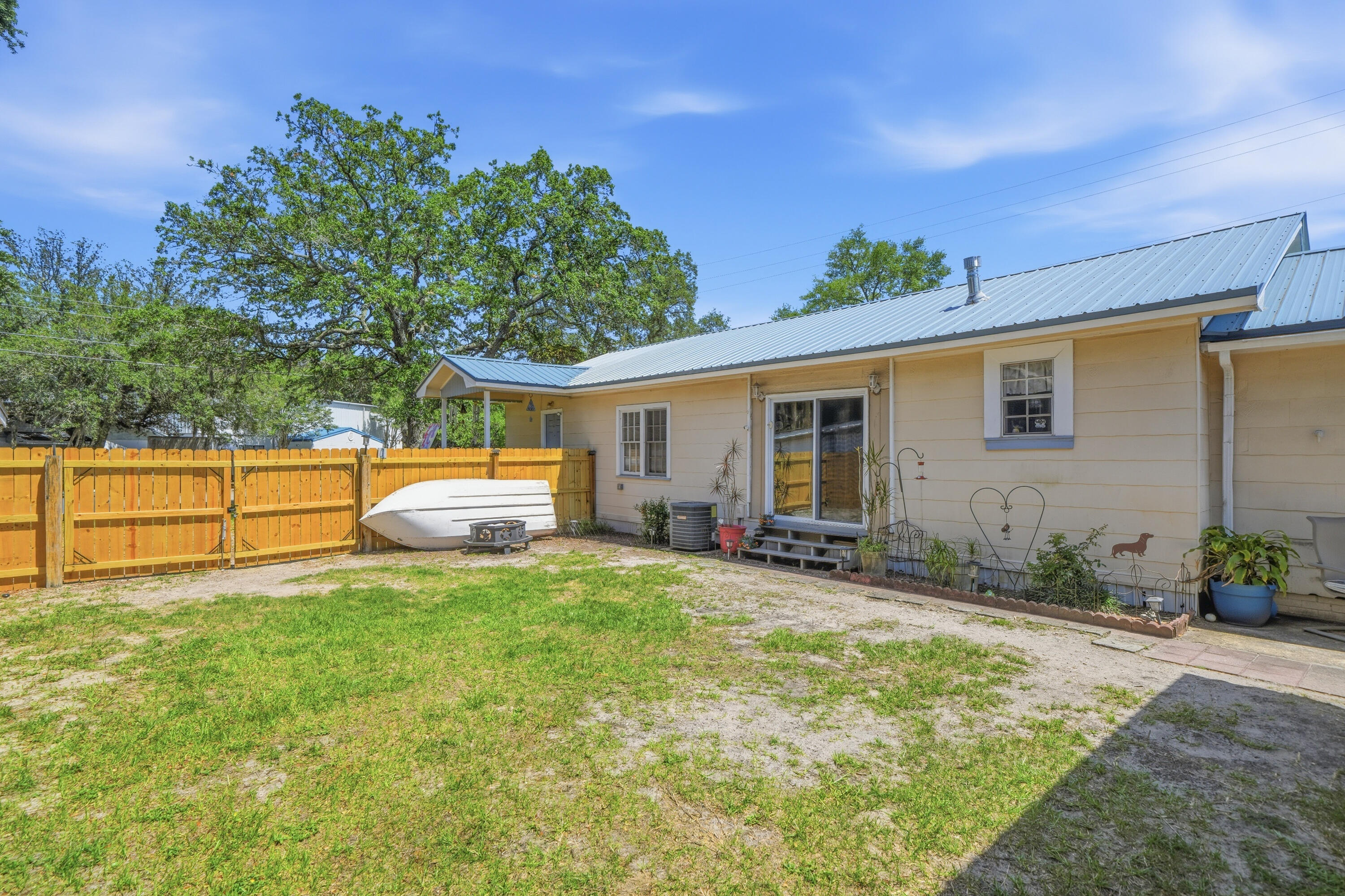 CINCO BAYOU - Residential
