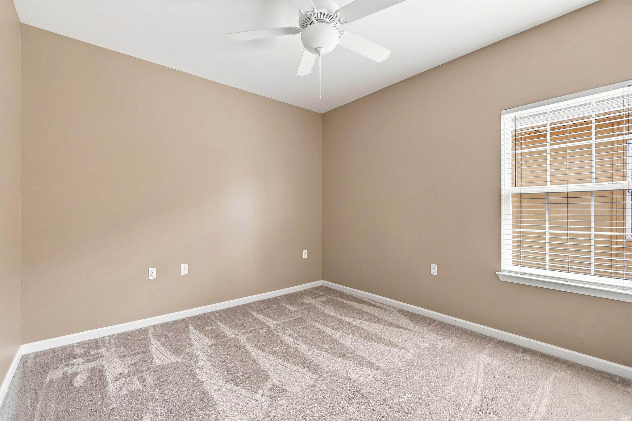 TRADITIONS AT WALTON OAKS - Residential