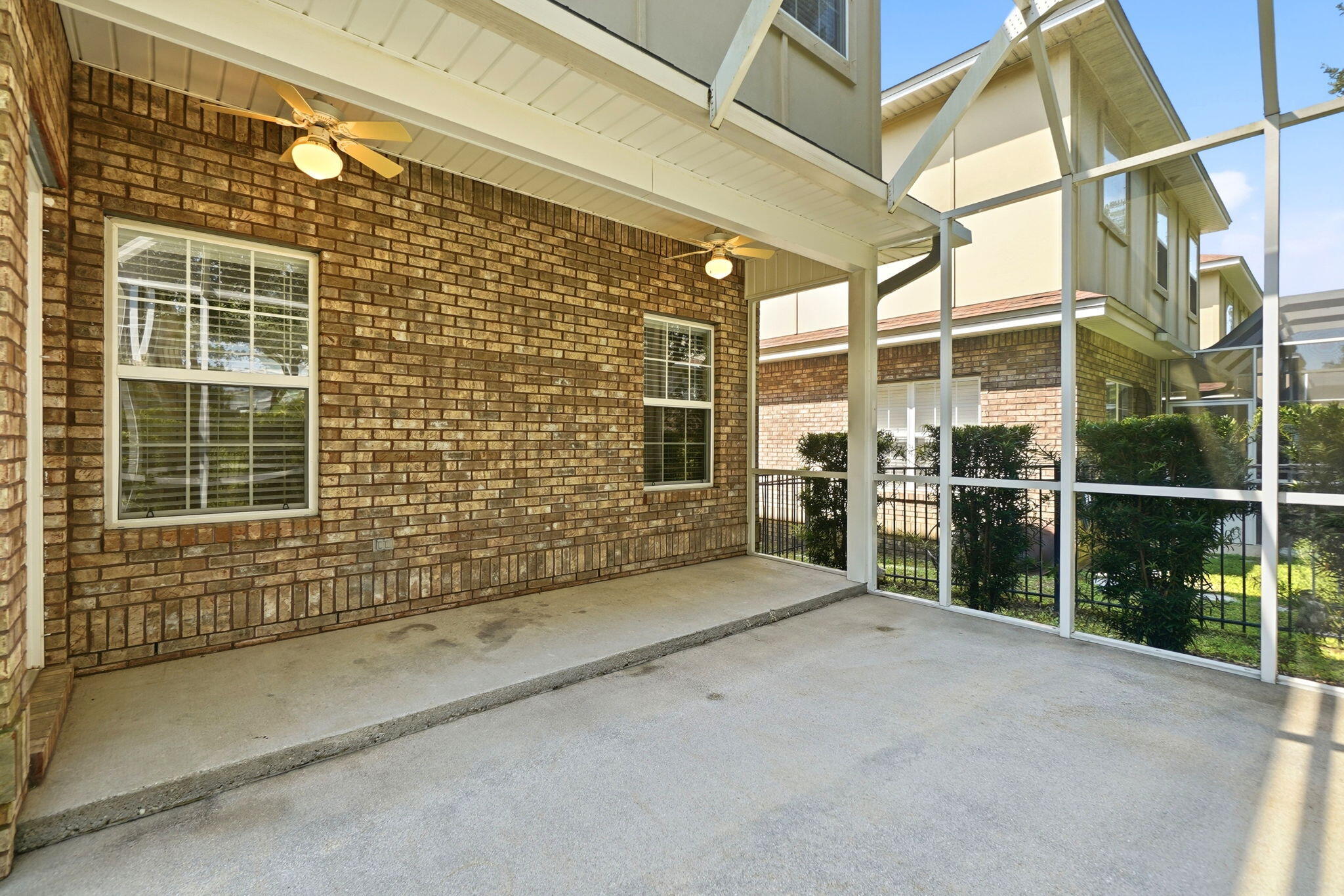TRADITIONS AT WALTON OAKS - Residential