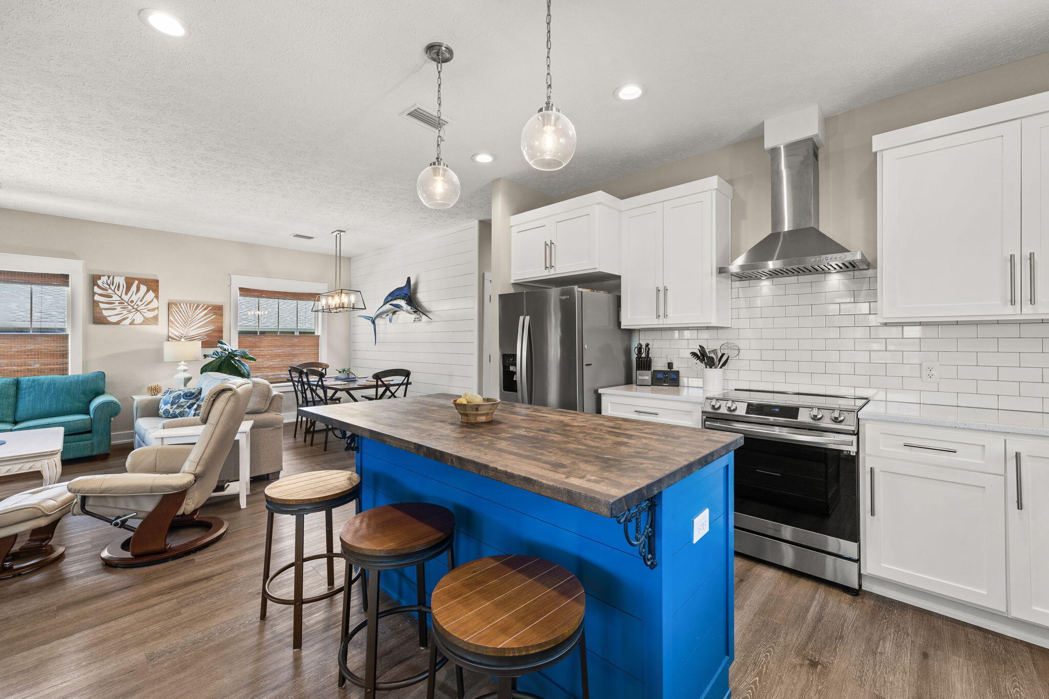 MIRAMAR HEIGHTS - Residential
