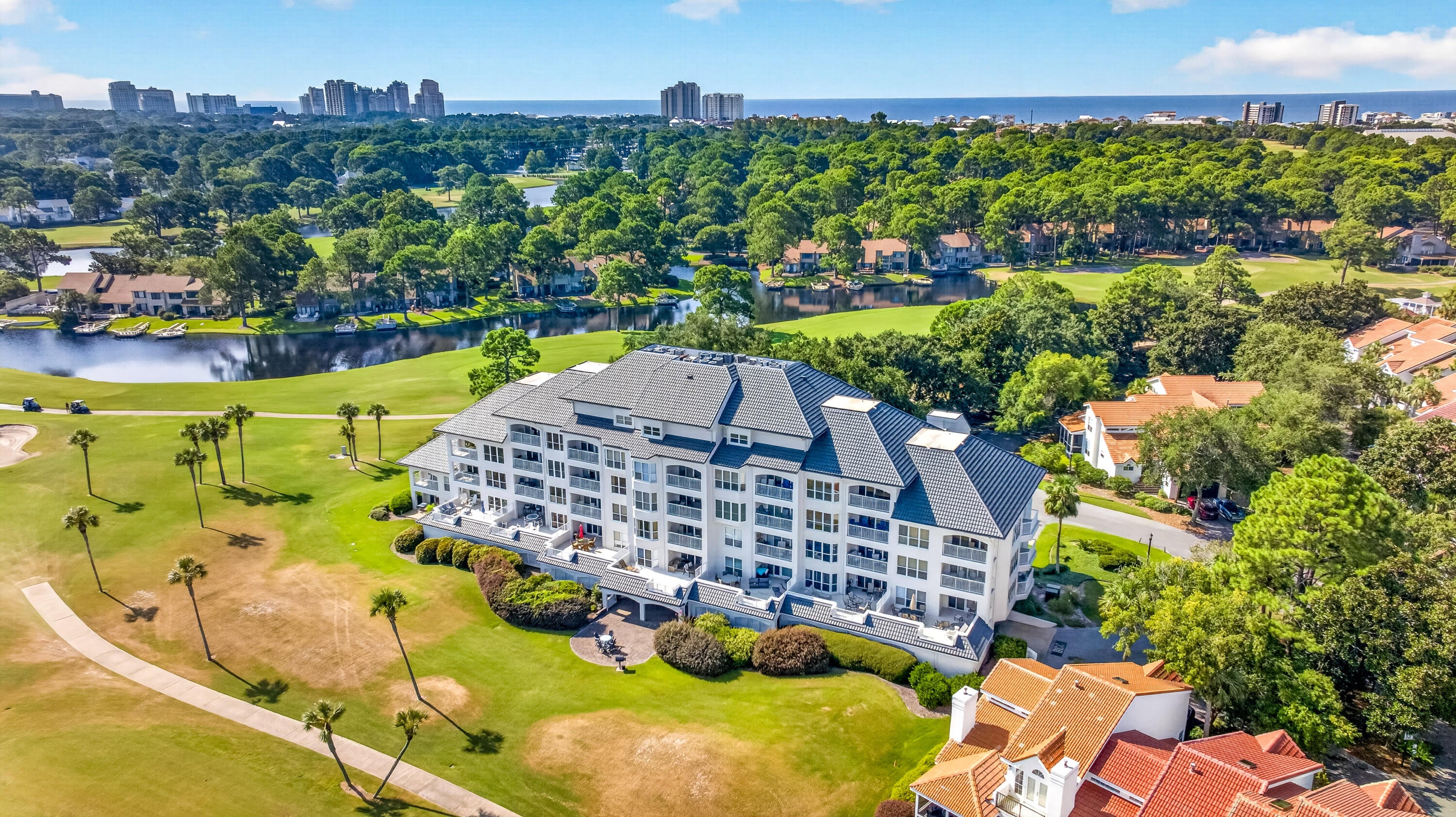 PLAYERS CLUB AT SANDESTIN - Residential