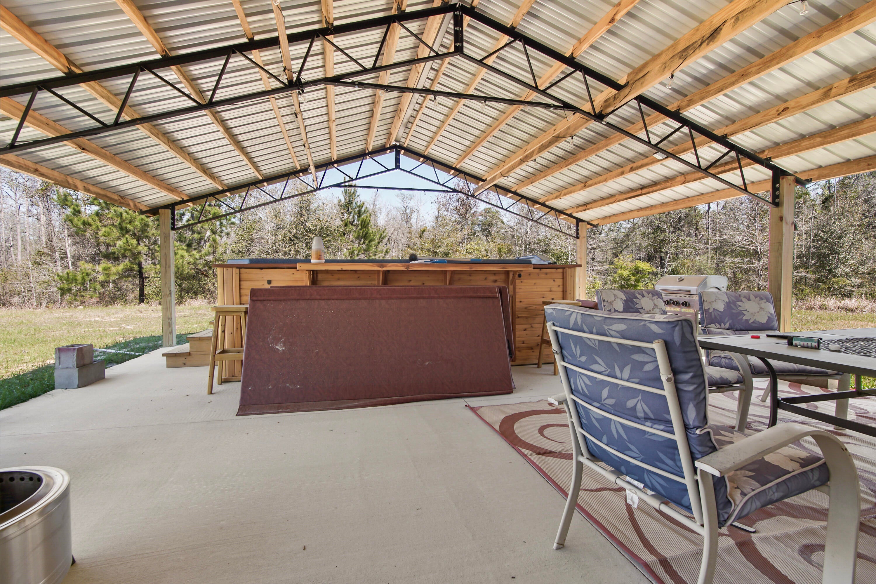 NO RECORDED SUBDIVISION - Residential