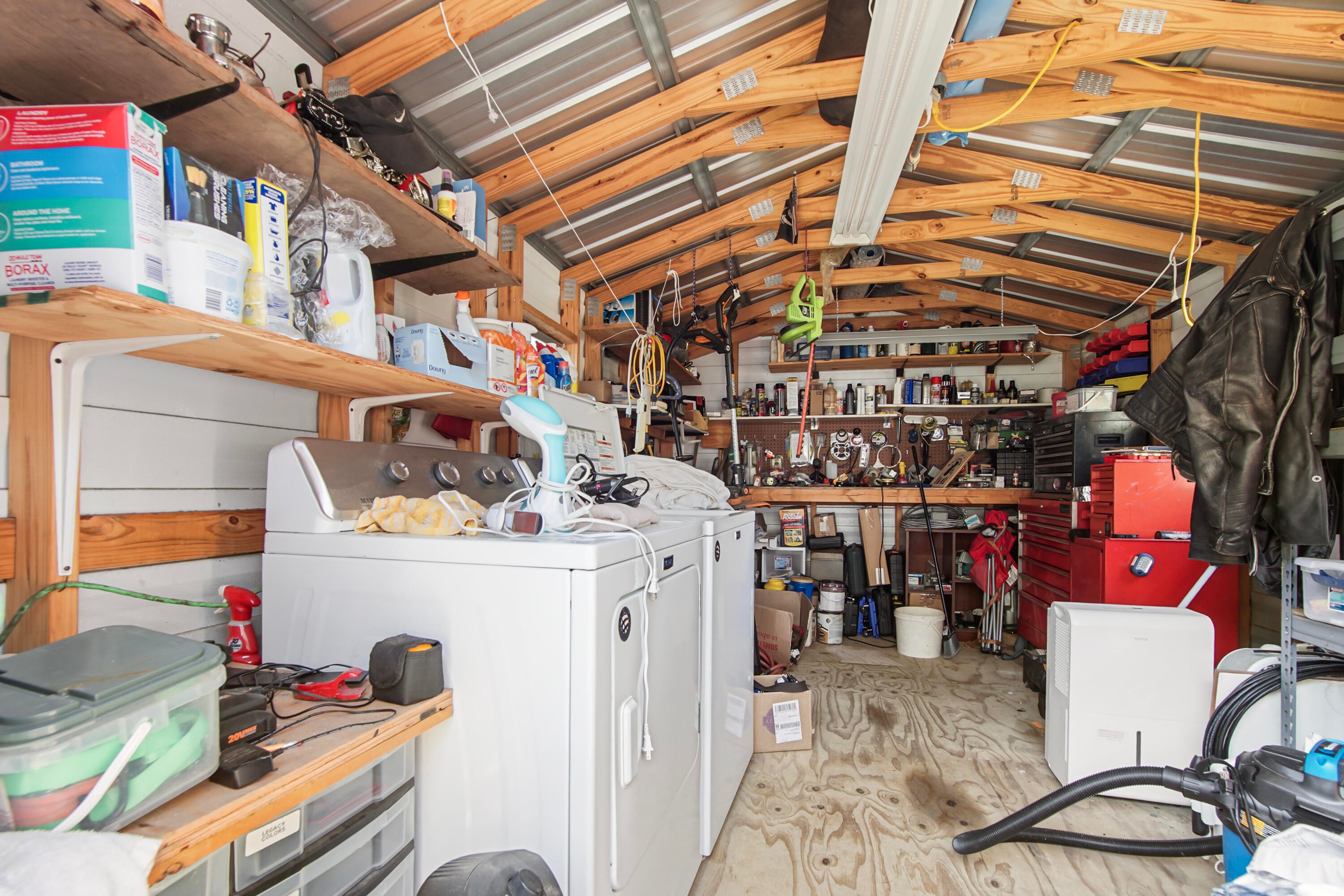 NO RECORDED SUBDIVISION - Residential