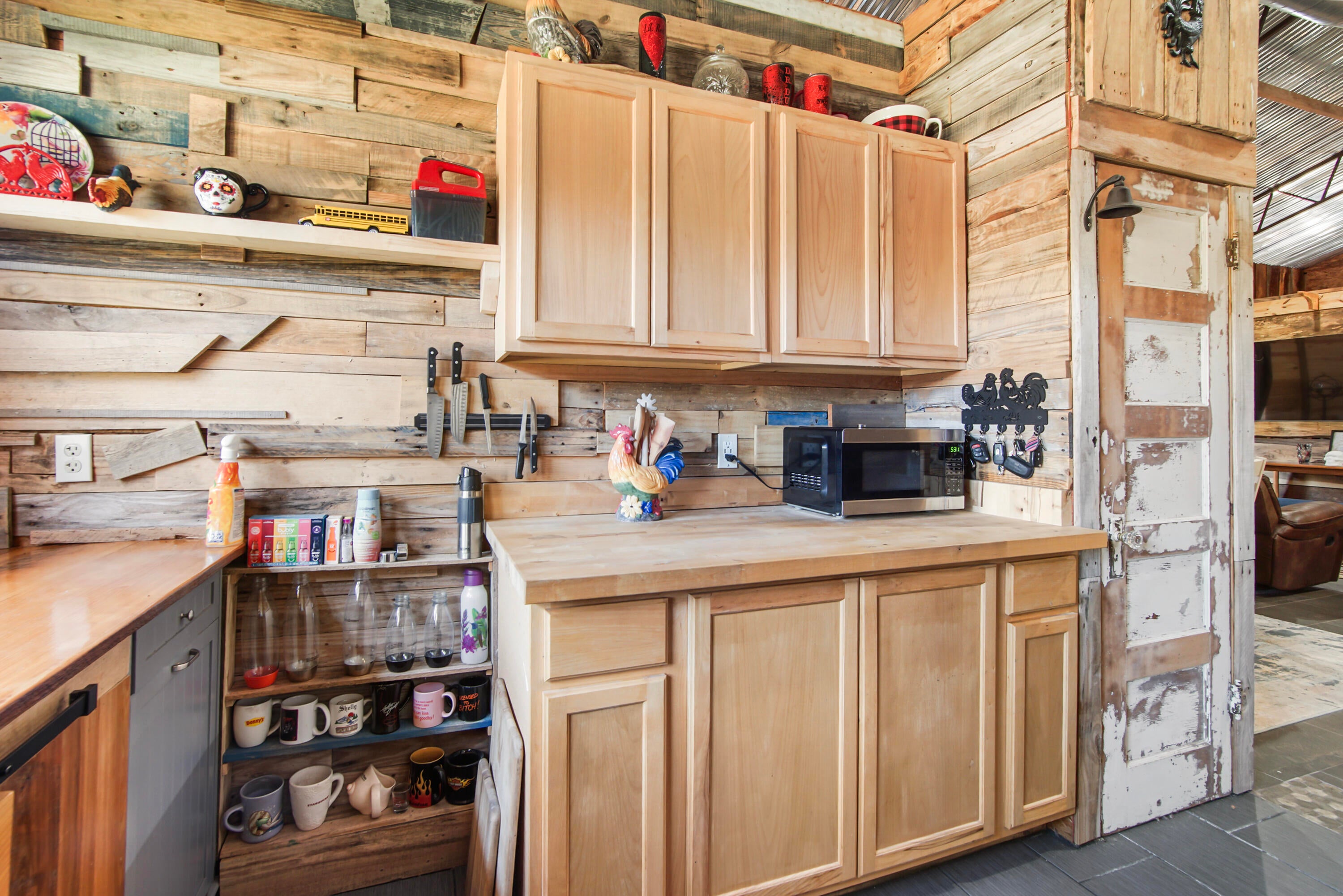 NO RECORDED SUBDIVISION - Residential