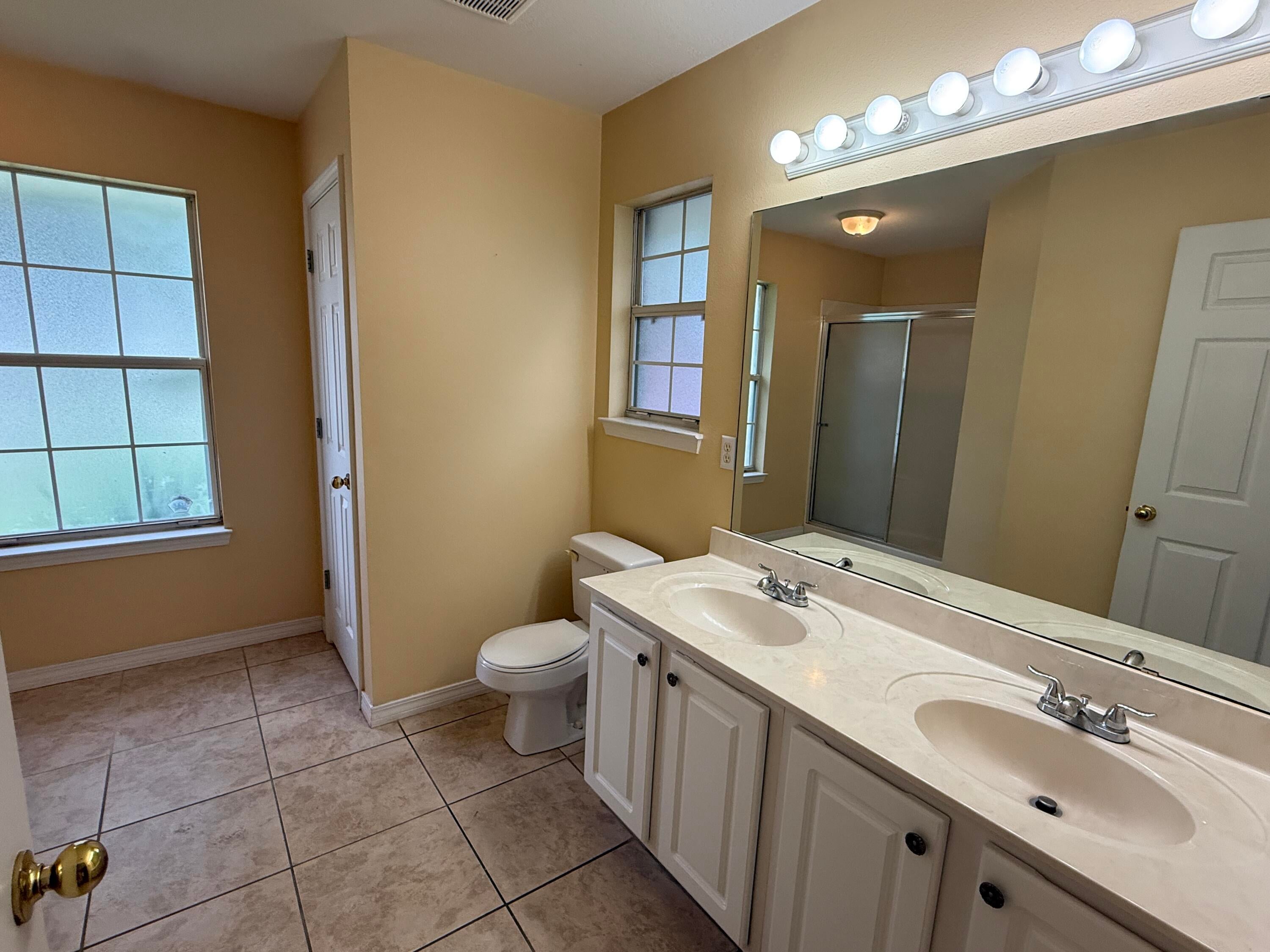 BAYSIDE PH 1 - Residential