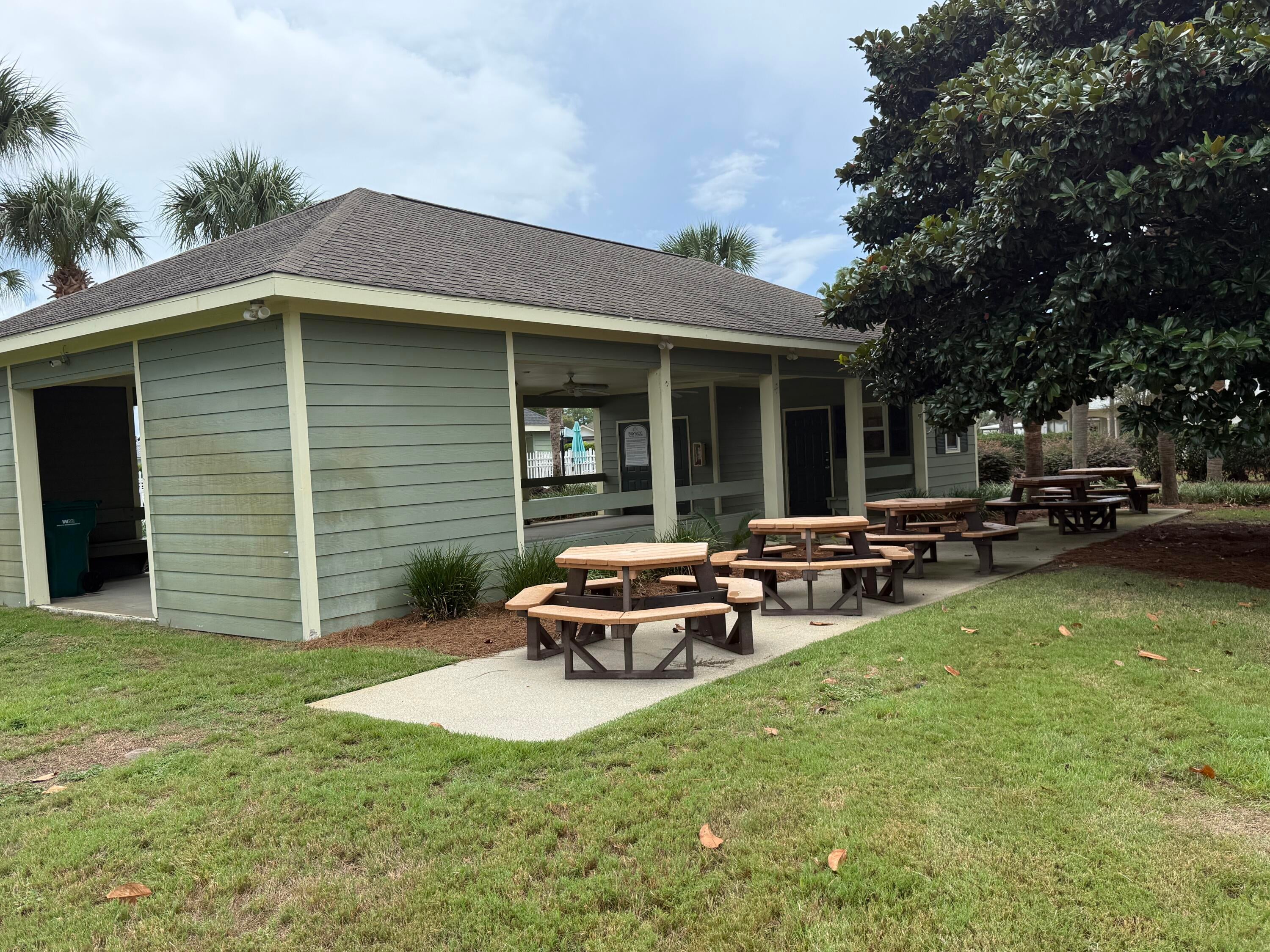 BAYSIDE PH 1 - Residential