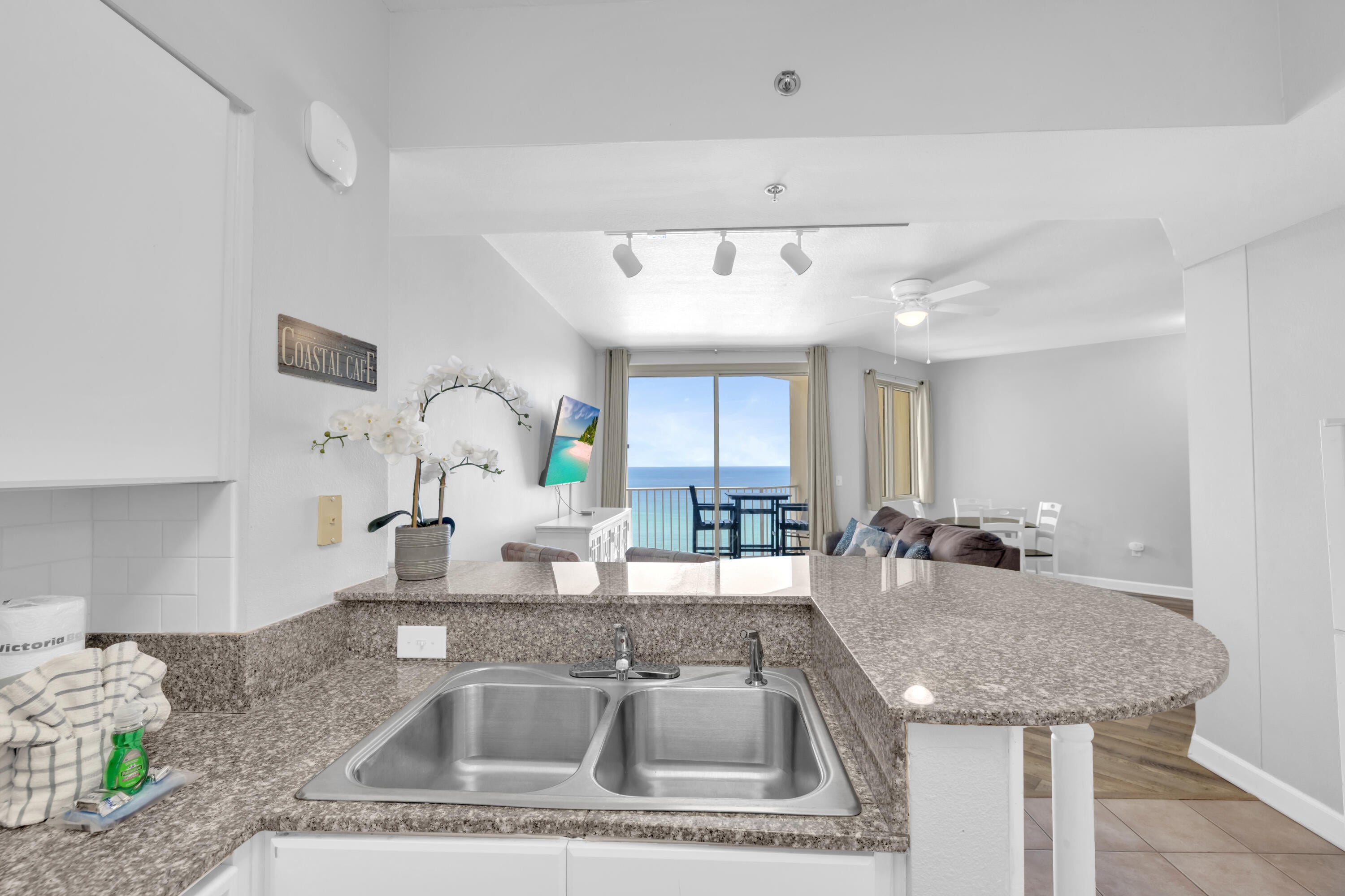 SHORES OF PANAMA - Residential
