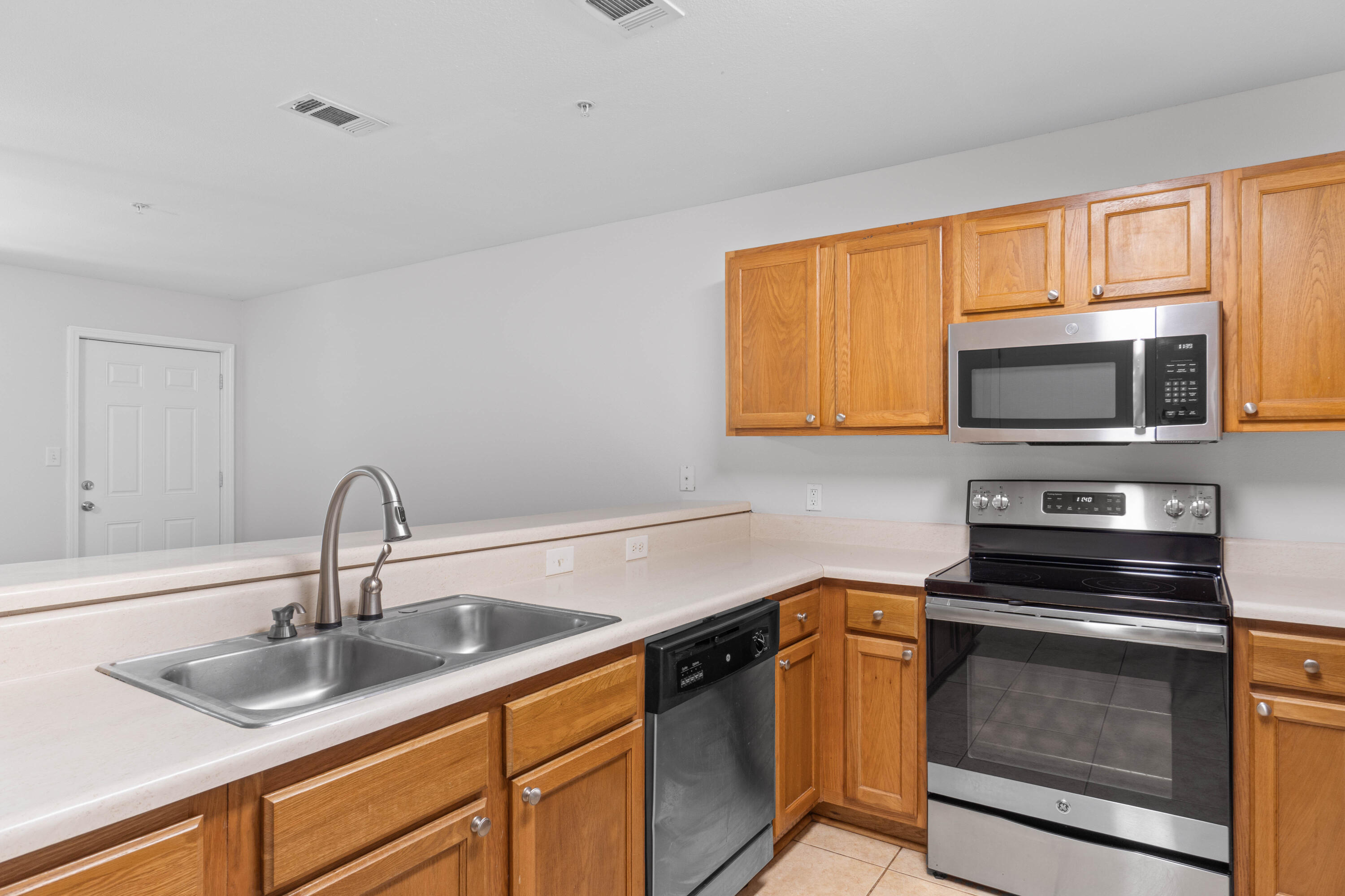 Circle Park Condos - Residential