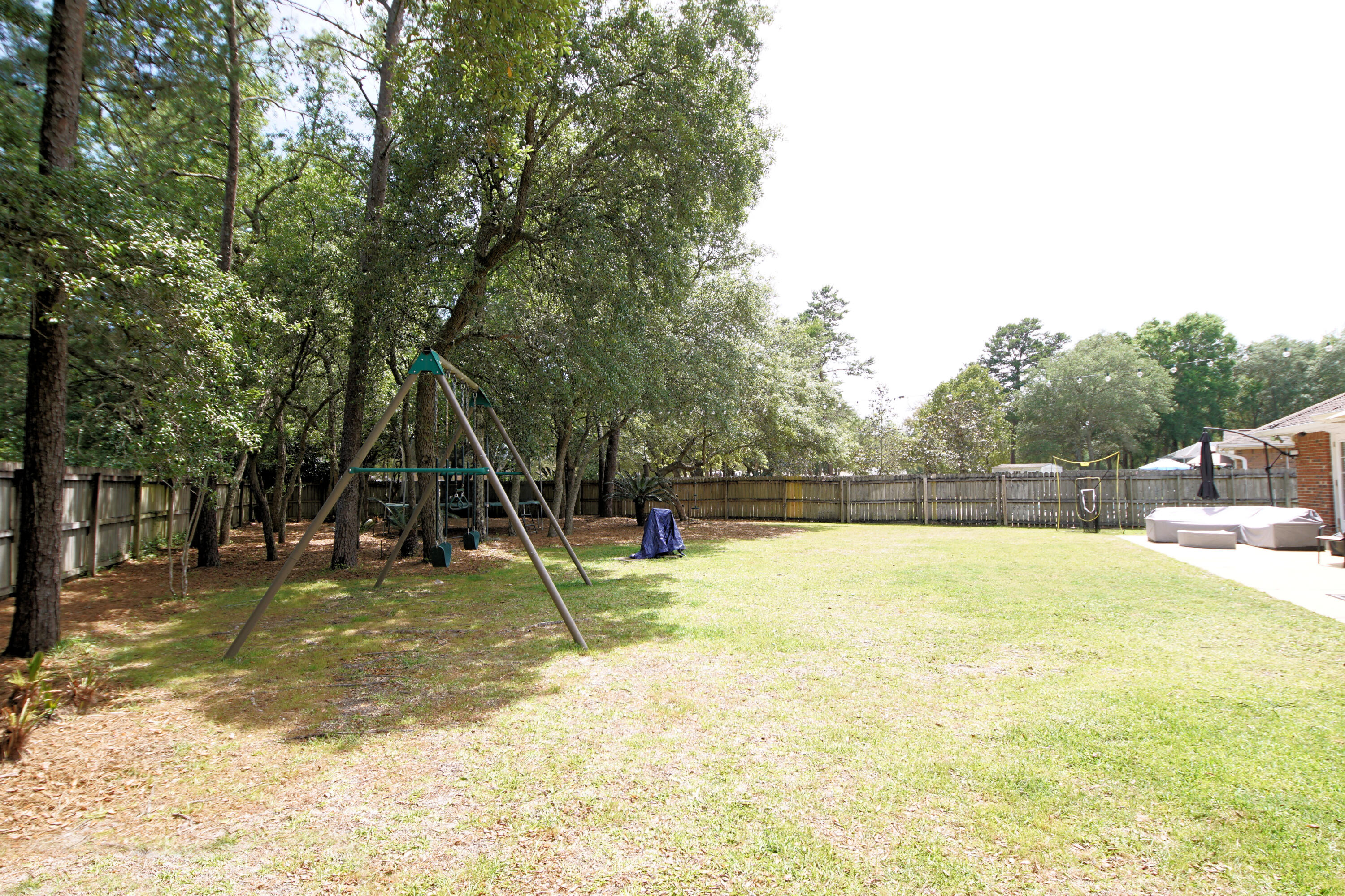 PARKWOOD ESTATES PH 1 BLUEWATER BAY - Residential