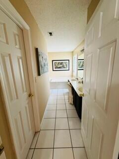 BAYVIEW MANOR 1ST ADDN - Residential