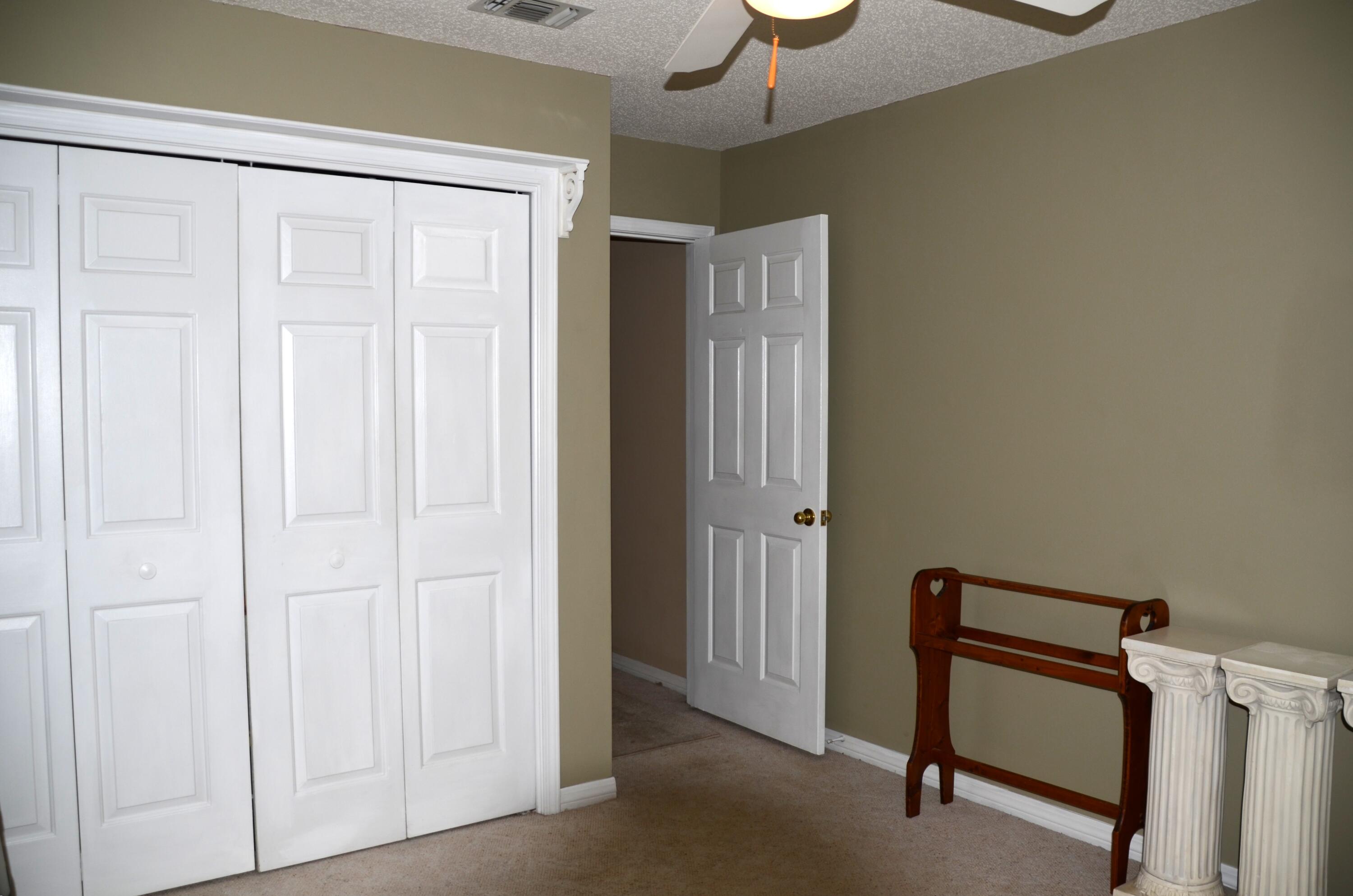 BAYVIEW MANOR 1ST ADDN - Residential