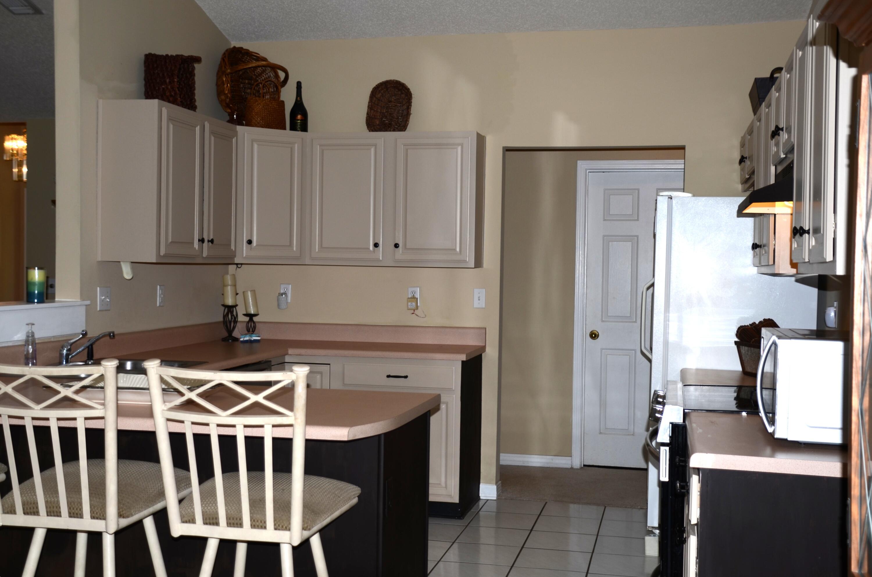 BAYVIEW MANOR 1ST ADDN - Residential