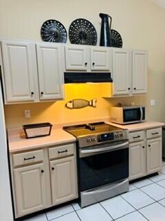 BAYVIEW MANOR 1ST ADDN - Residential