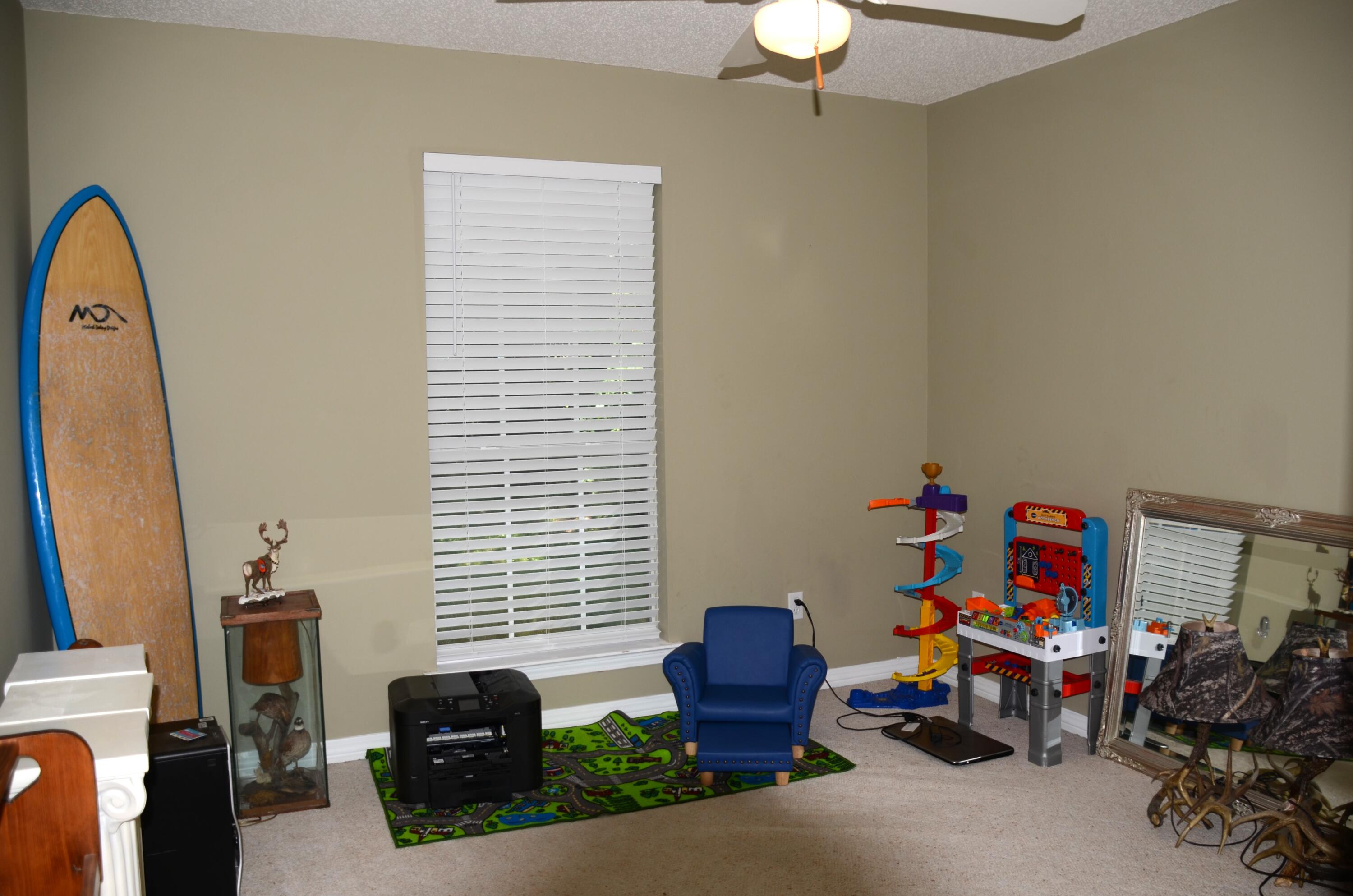 BAYVIEW MANOR 1ST ADDN - Residential