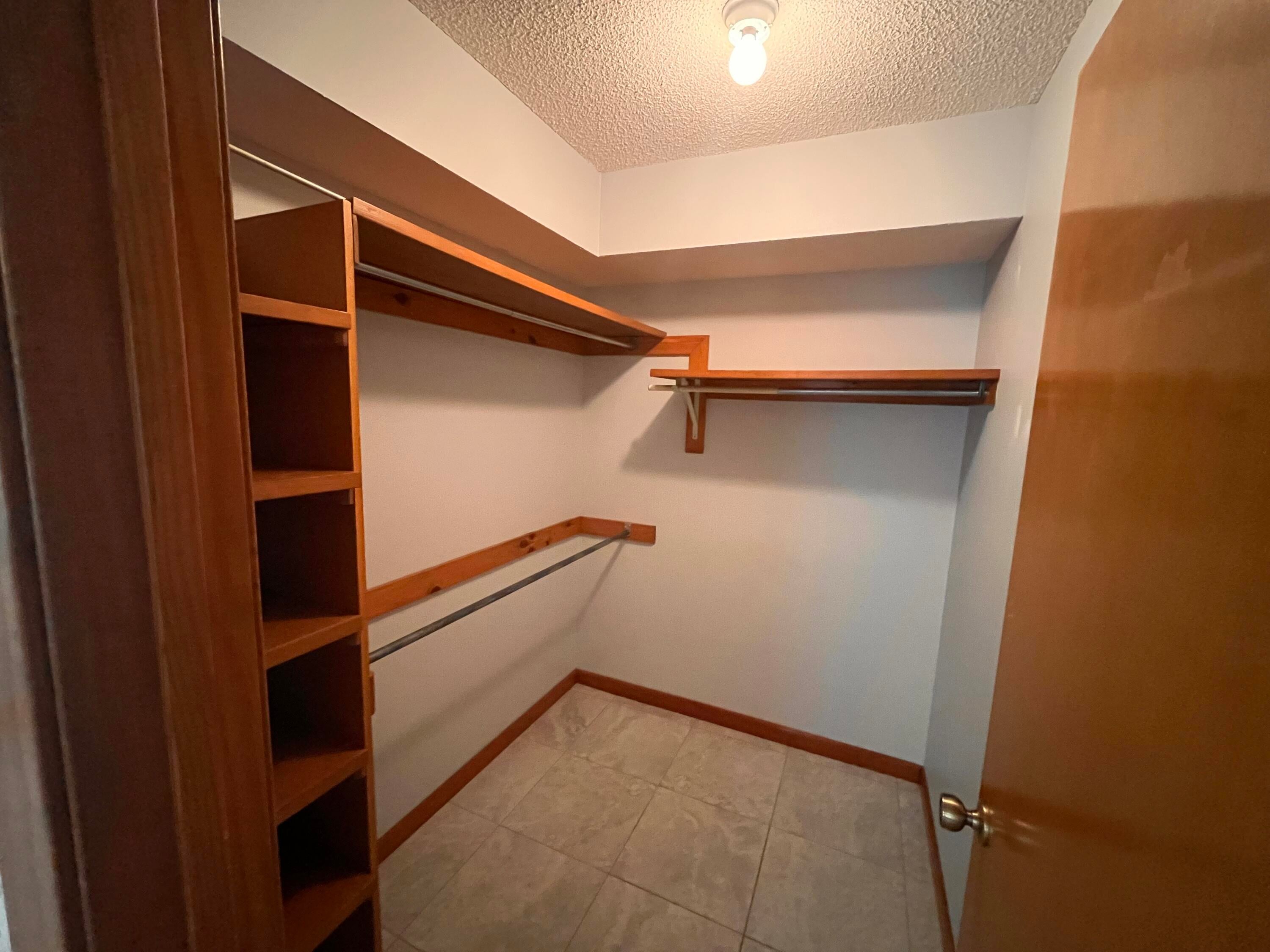 CEDAR RIDGE PH 8 - Residential Lease