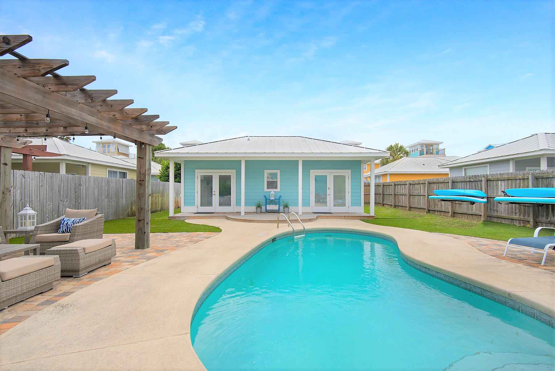 CRYSTAL BEACH - Residential