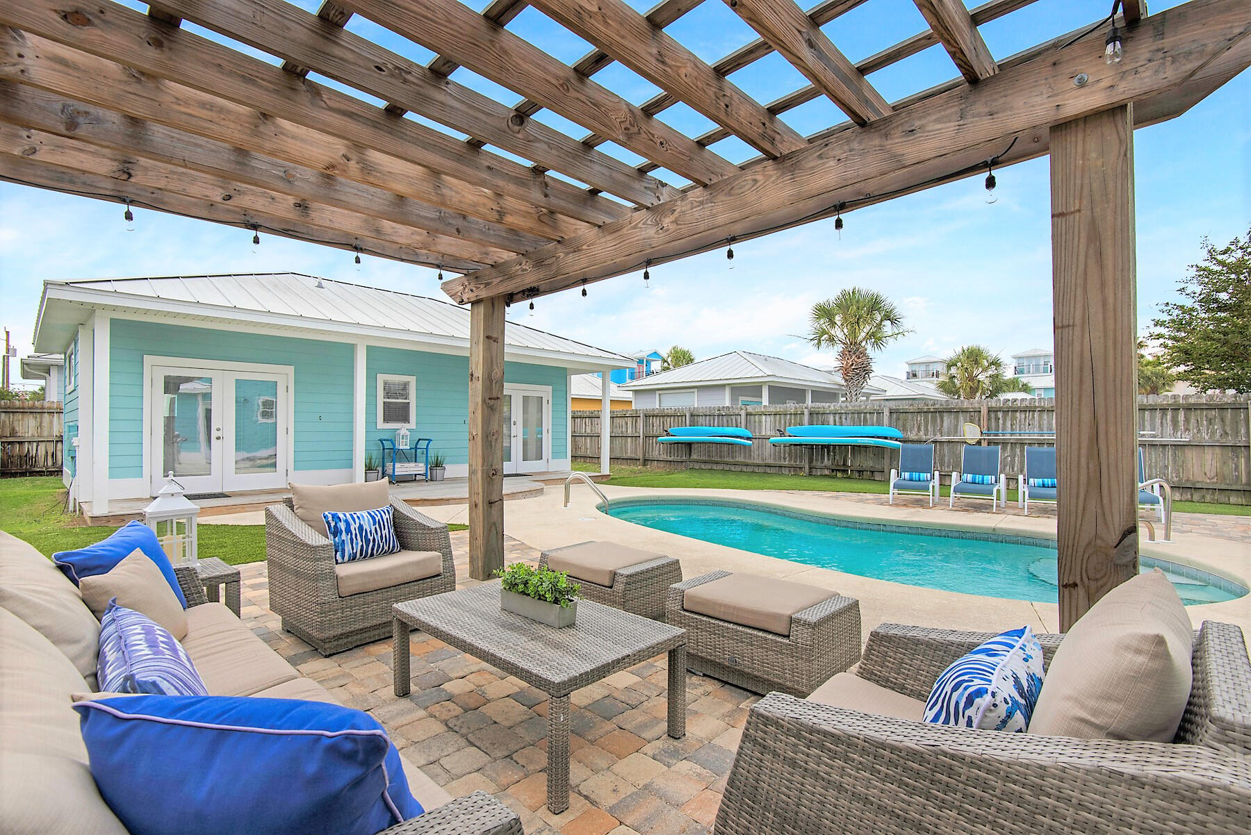 CRYSTAL BEACH - Residential