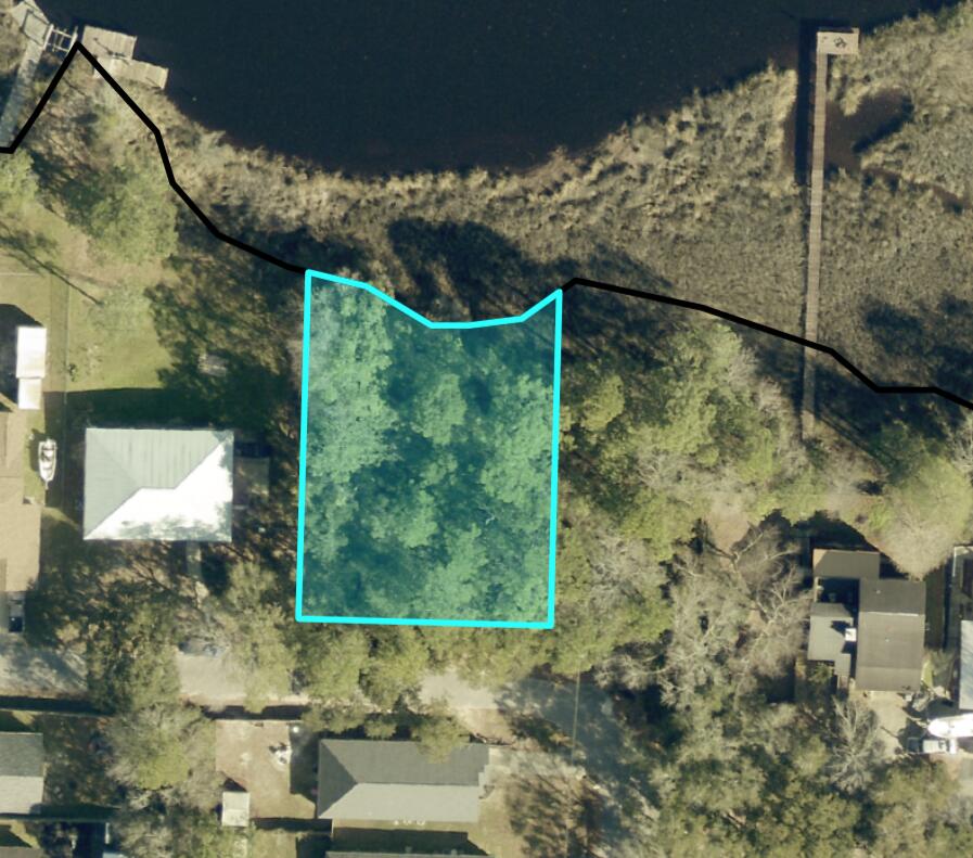 AVALON PARK - Land