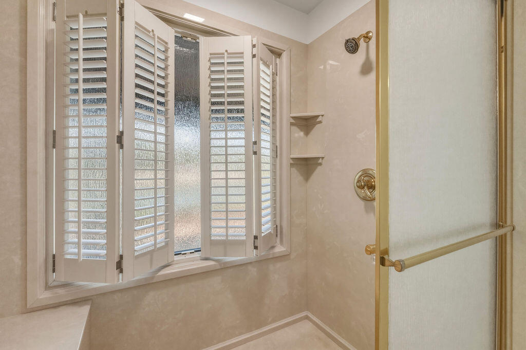 ST ANDREWS WEST BLUEWATER BAY 2 - Residential