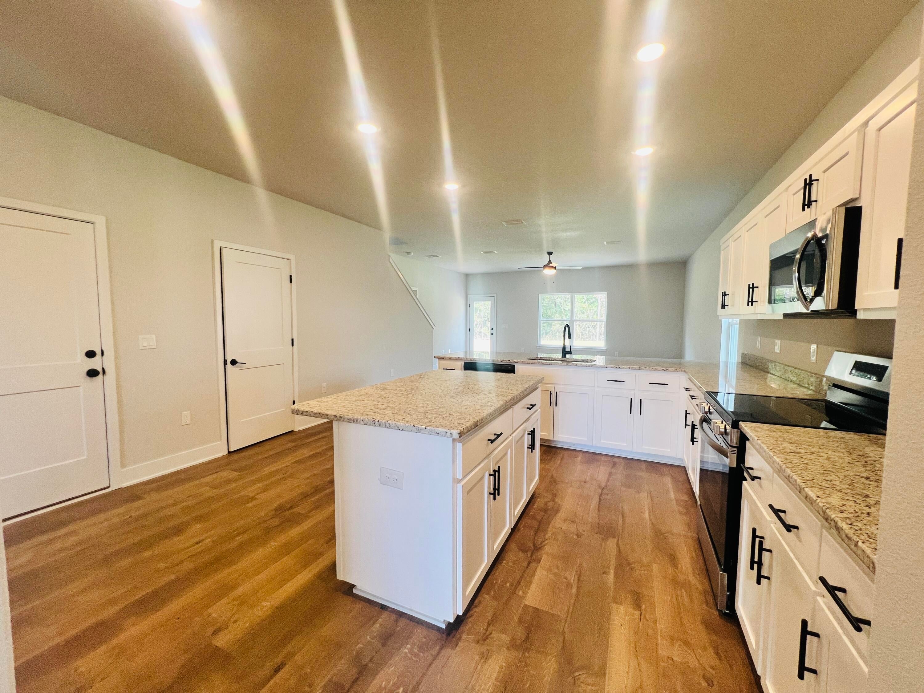 HIDDEN PINES PH 1 - Residential
