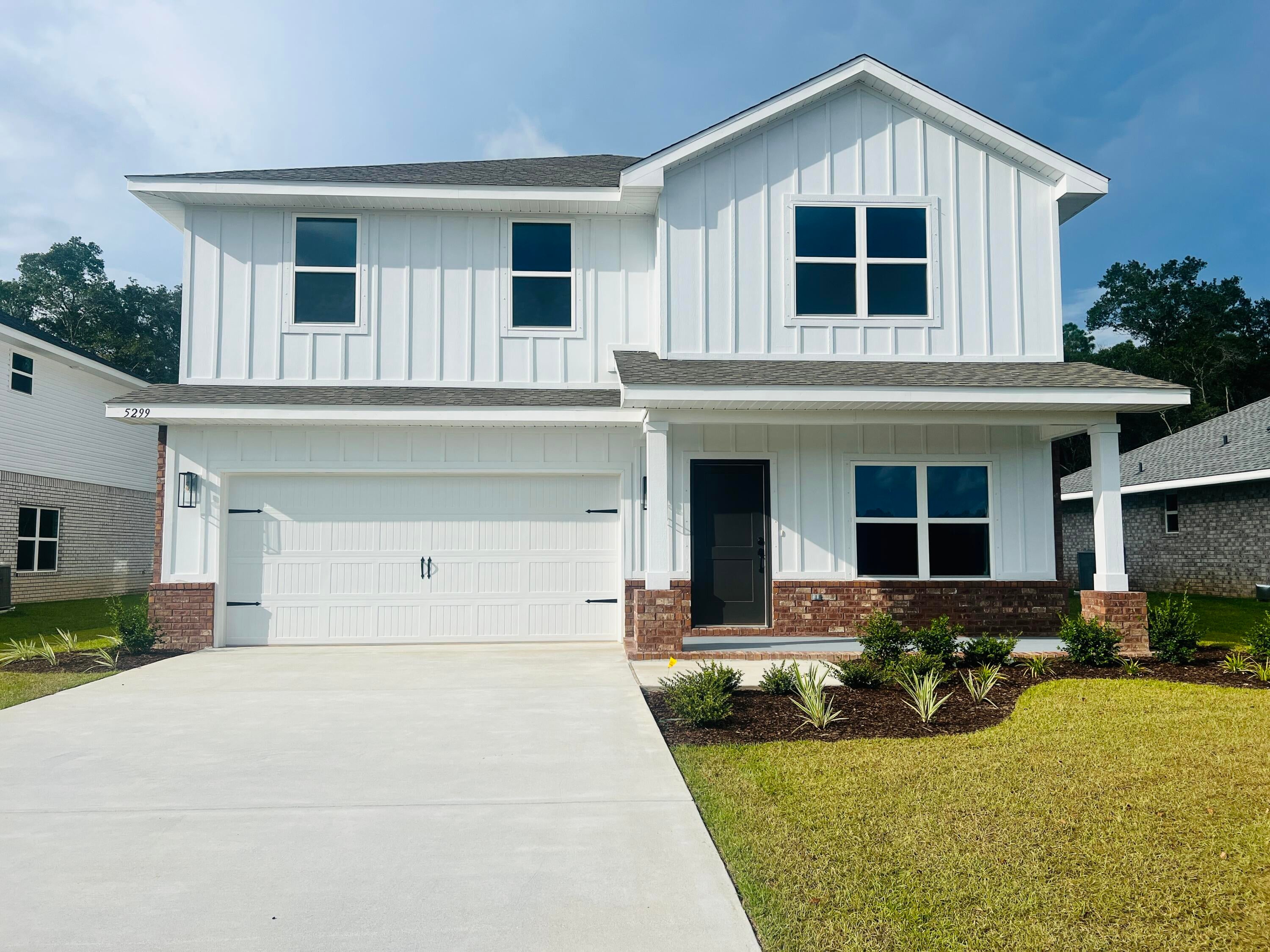 Welcome to HIDDEN PINES by Adams Homes. Located just 30 minutes to Navarre Beach, with close proximity to schools, shopping and much more. This home is 3-sided brick with Hardi design front, 2 car automatic garage, sprinklers with timer, and a sodded yard with a landscaping package. This must see 3105 sq ft home has 6 bedrooms, a bonus room and 3 and a half bathrooms! The first floor master bedroom has a massive walk in closet and ensuite with garden tub and tiled separate shower.