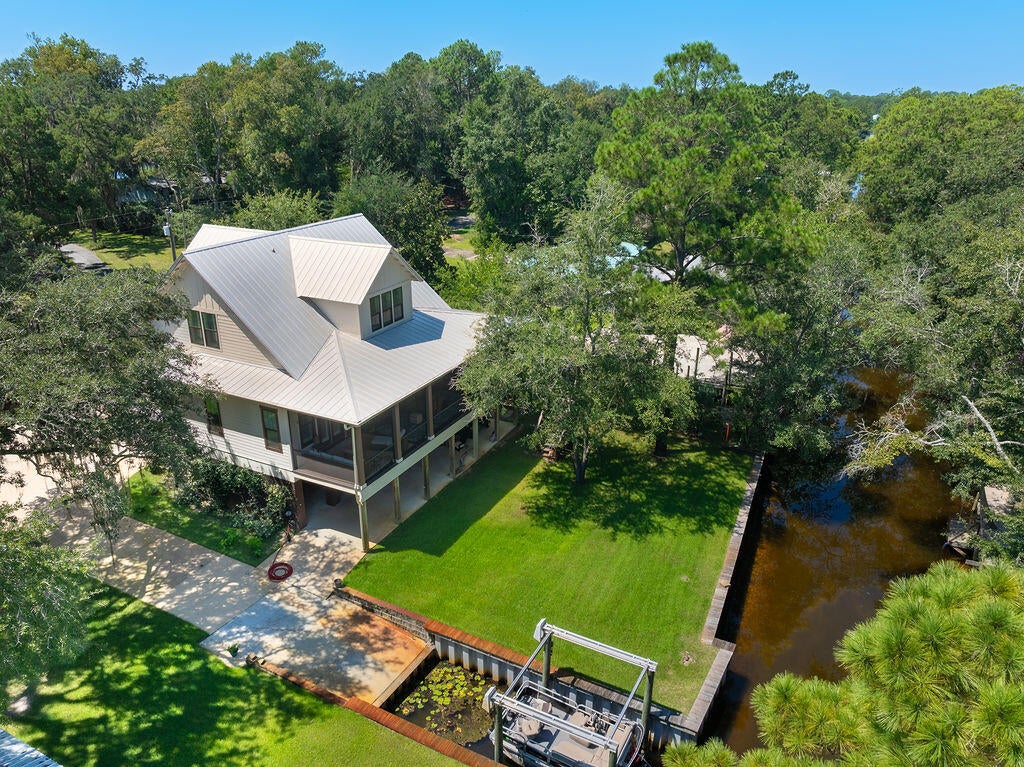 TWIN OAKS 1ST ADDN - Residential