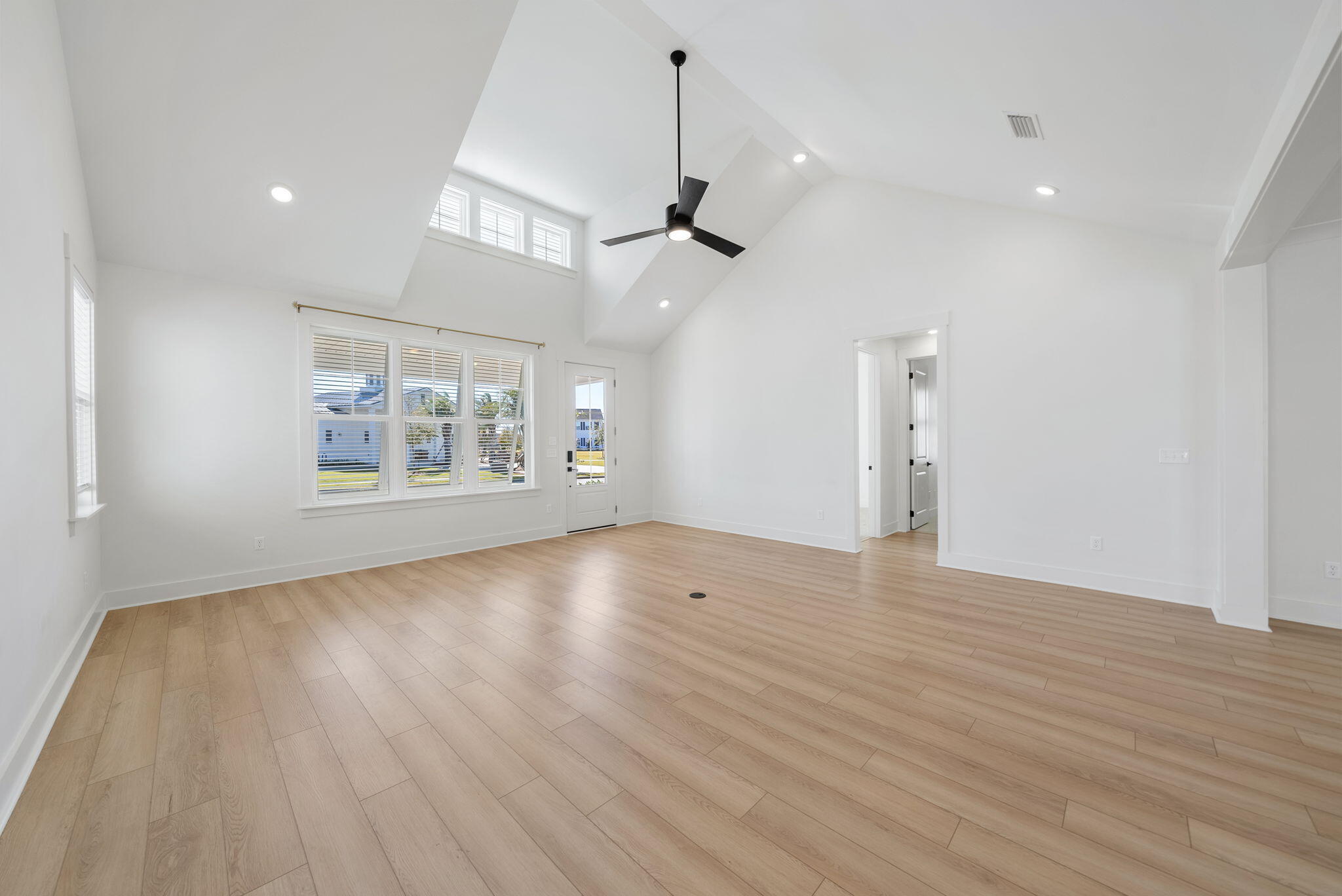SWEET BAY - Residential