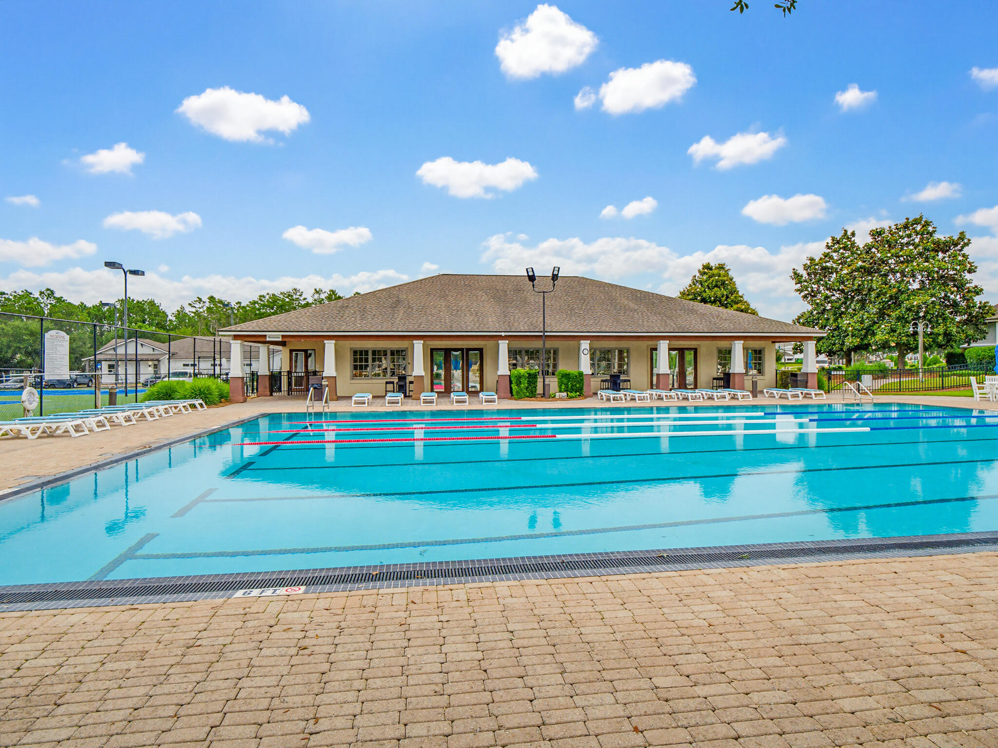 HAMMOCK BAY - Residential