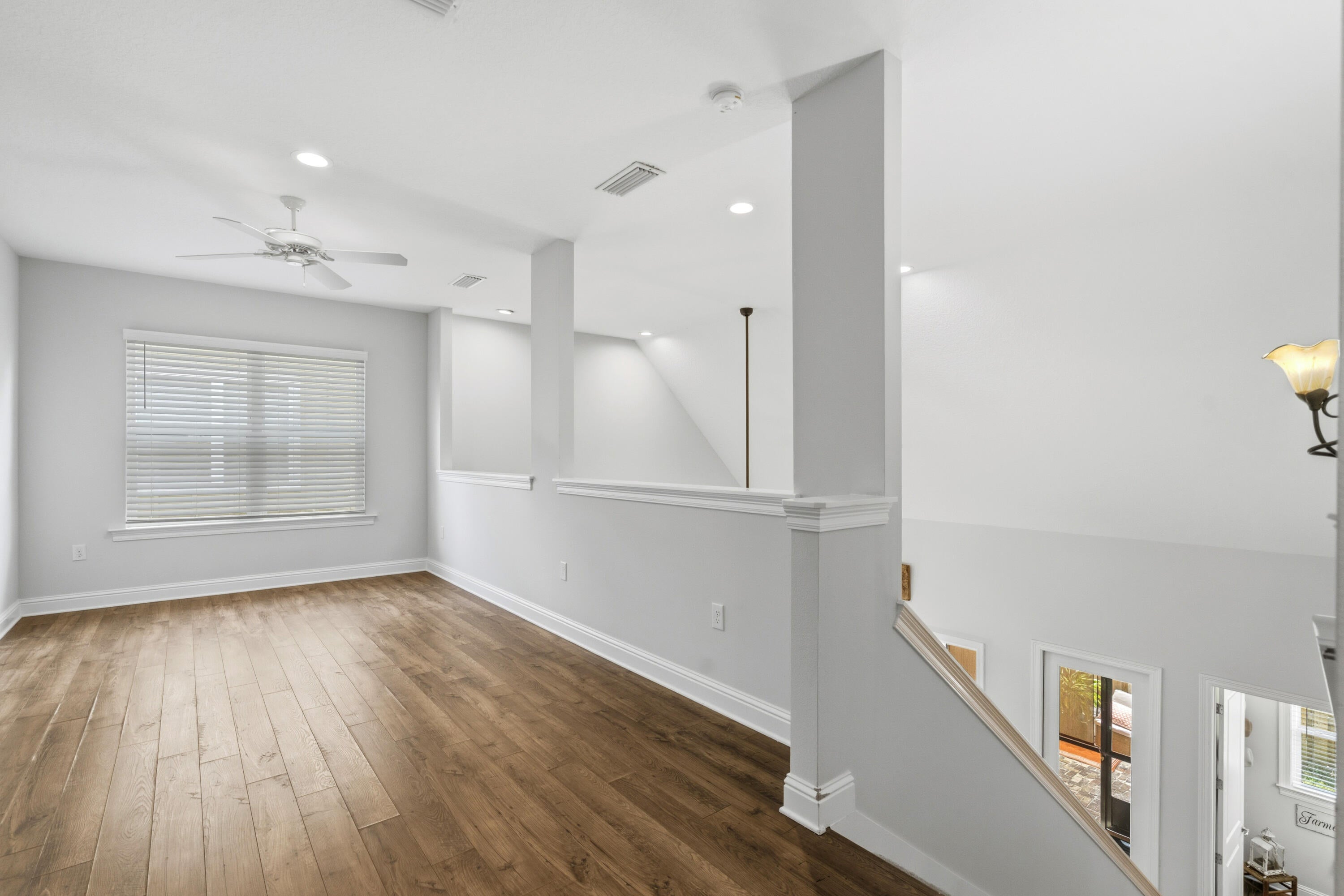 LAUREL OAKS S/D - Residential