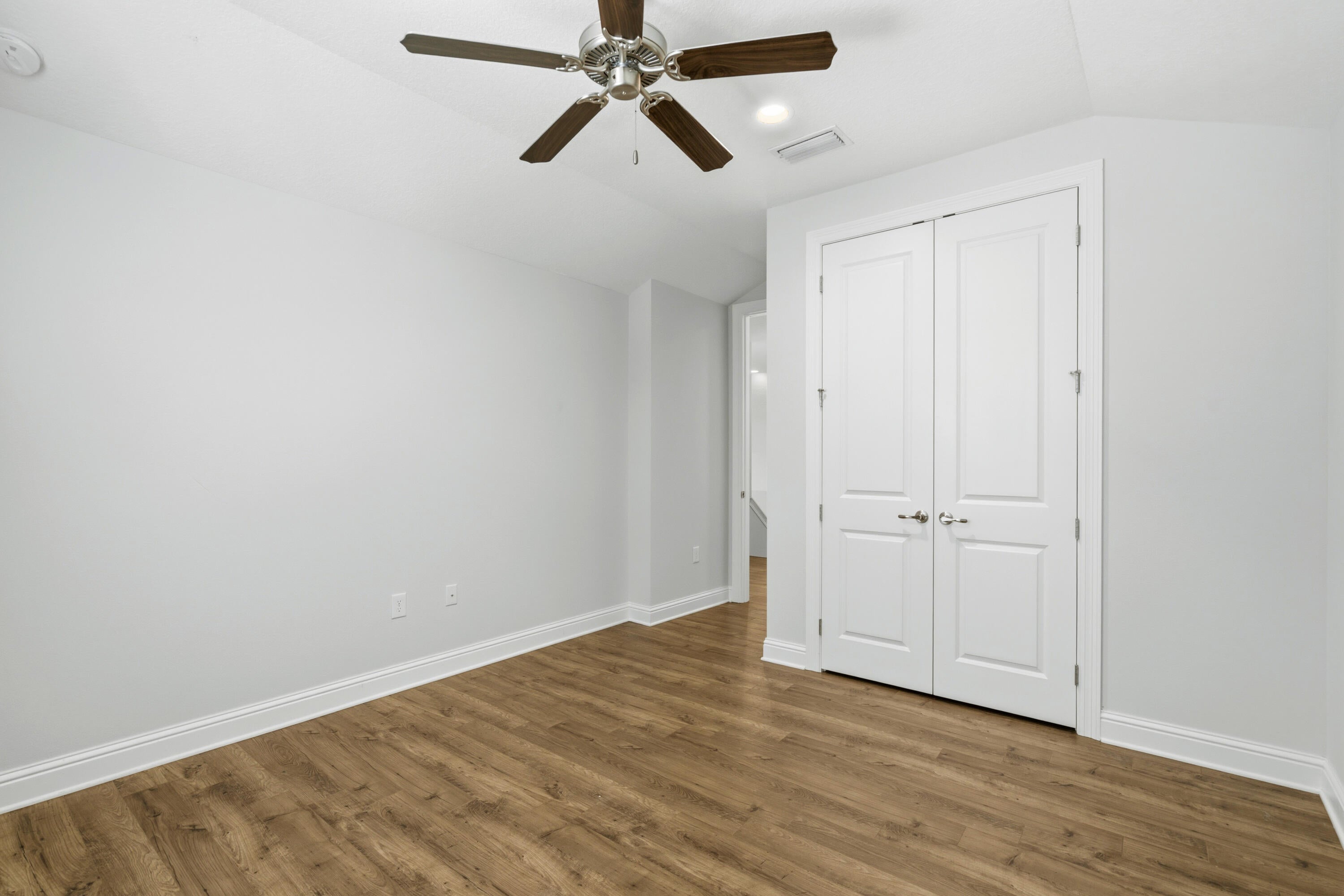 LAUREL OAKS S/D - Residential