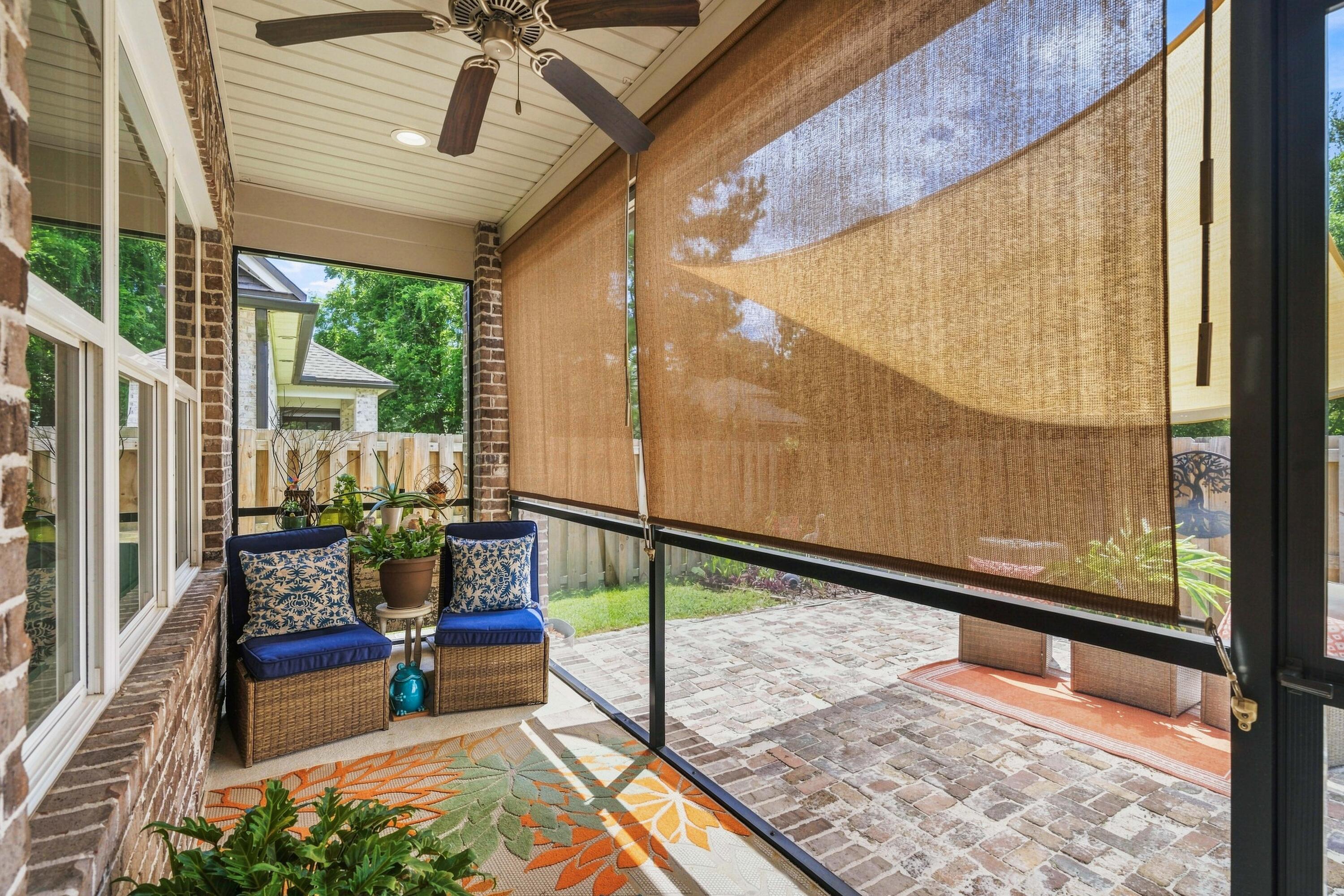 LAUREL OAKS S/D - Residential