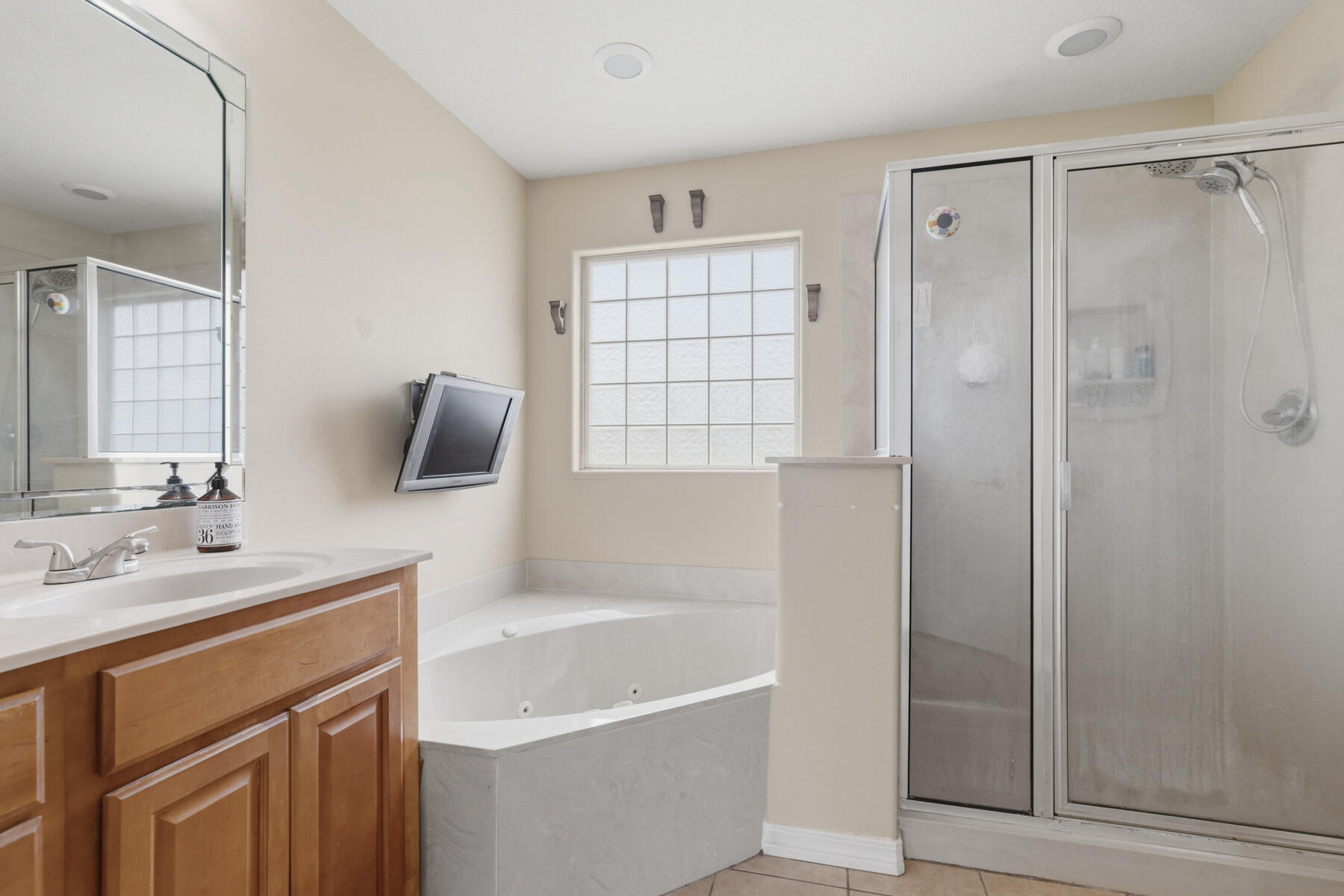 SUMMER PLACE ESTATES - Residential